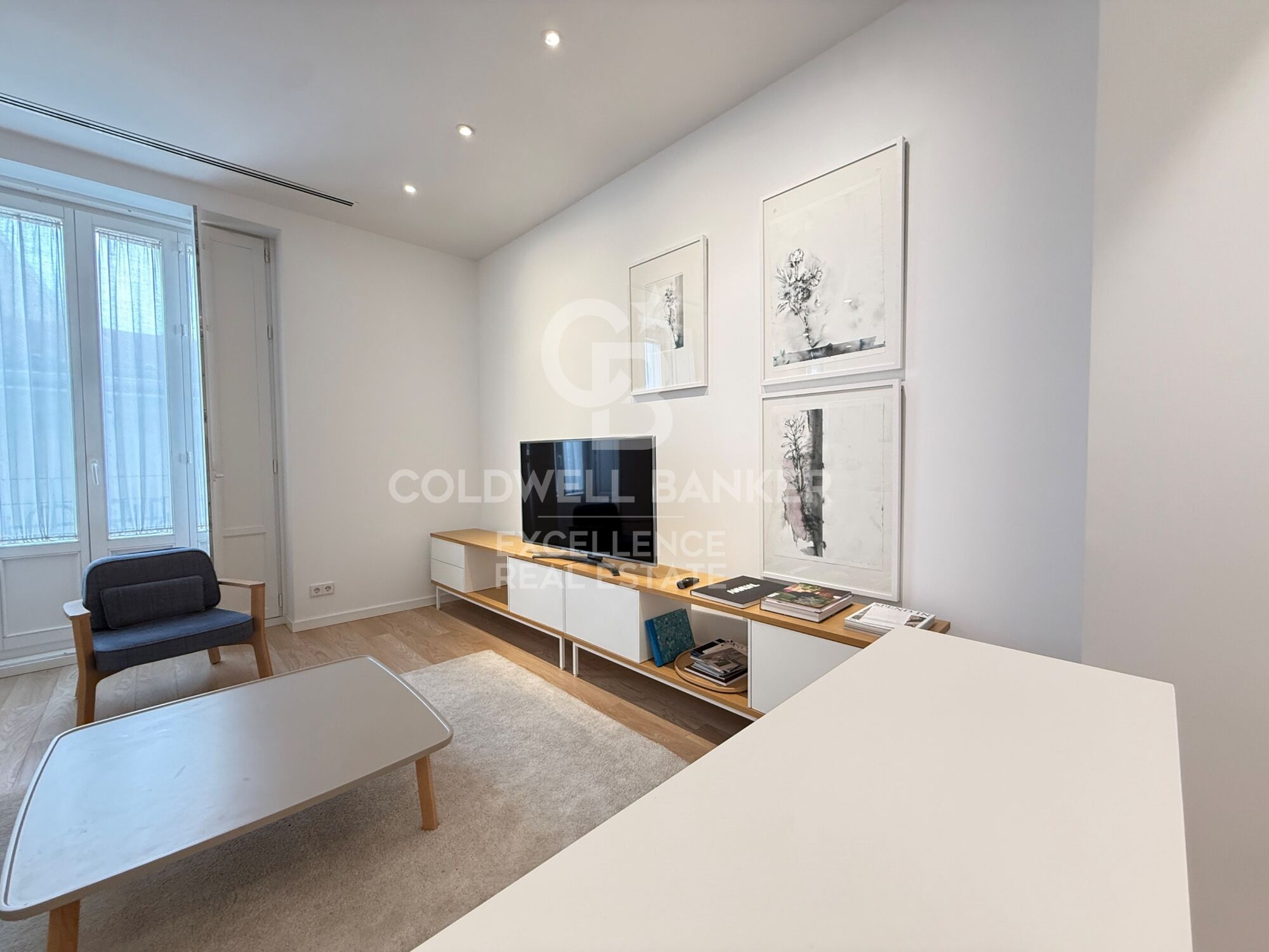 Exklusives Designer-Loft zur Miete im Herzen von Valencia, neben der Plaza de la Reina