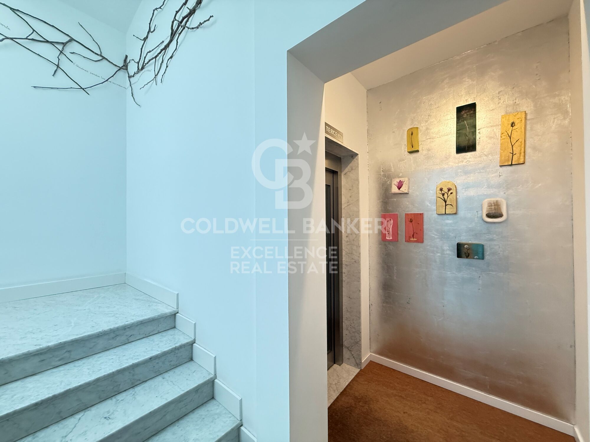 Exklusives Designer-Loft zur Miete im Herzen von Valencia, neben der Plaza de la Reina