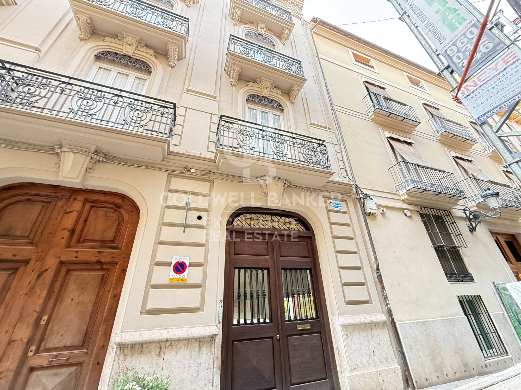 Exklusives Designer-Loft zur Miete im Herzen von Valencia, neben der Plaza de la Reina