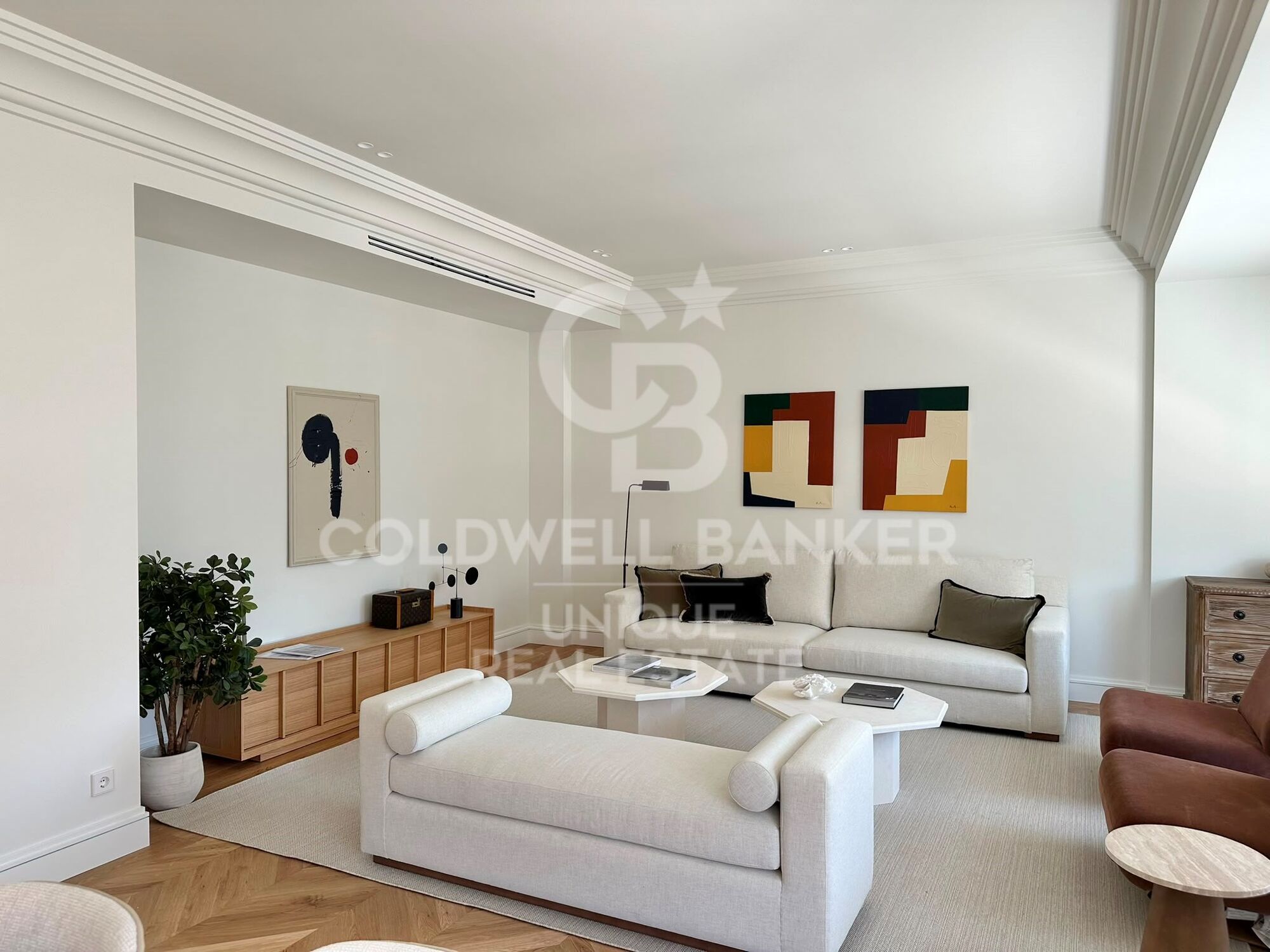 Piso de 3 habitaciones y garaje en Lista