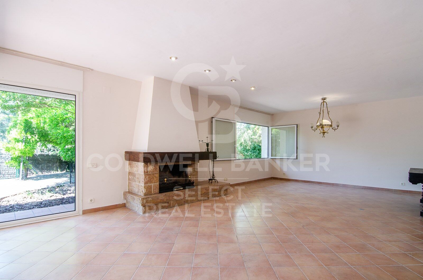 PRECIOSA Y FUNCIONAL CASA EN BELLATERRA