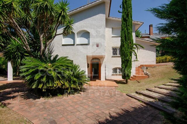 Beautiful and functional house in Bellaterra