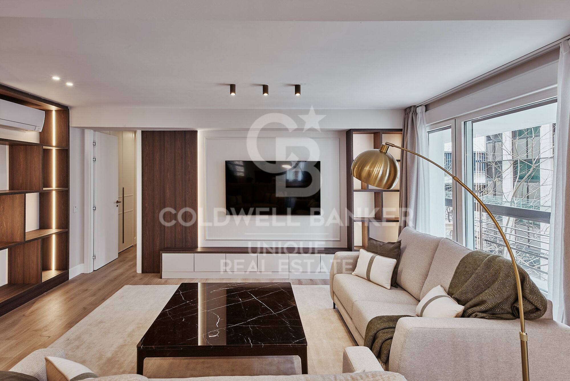 Appartement extérieur neuf de 3 chambres avec terrasse à Goya, Madrid