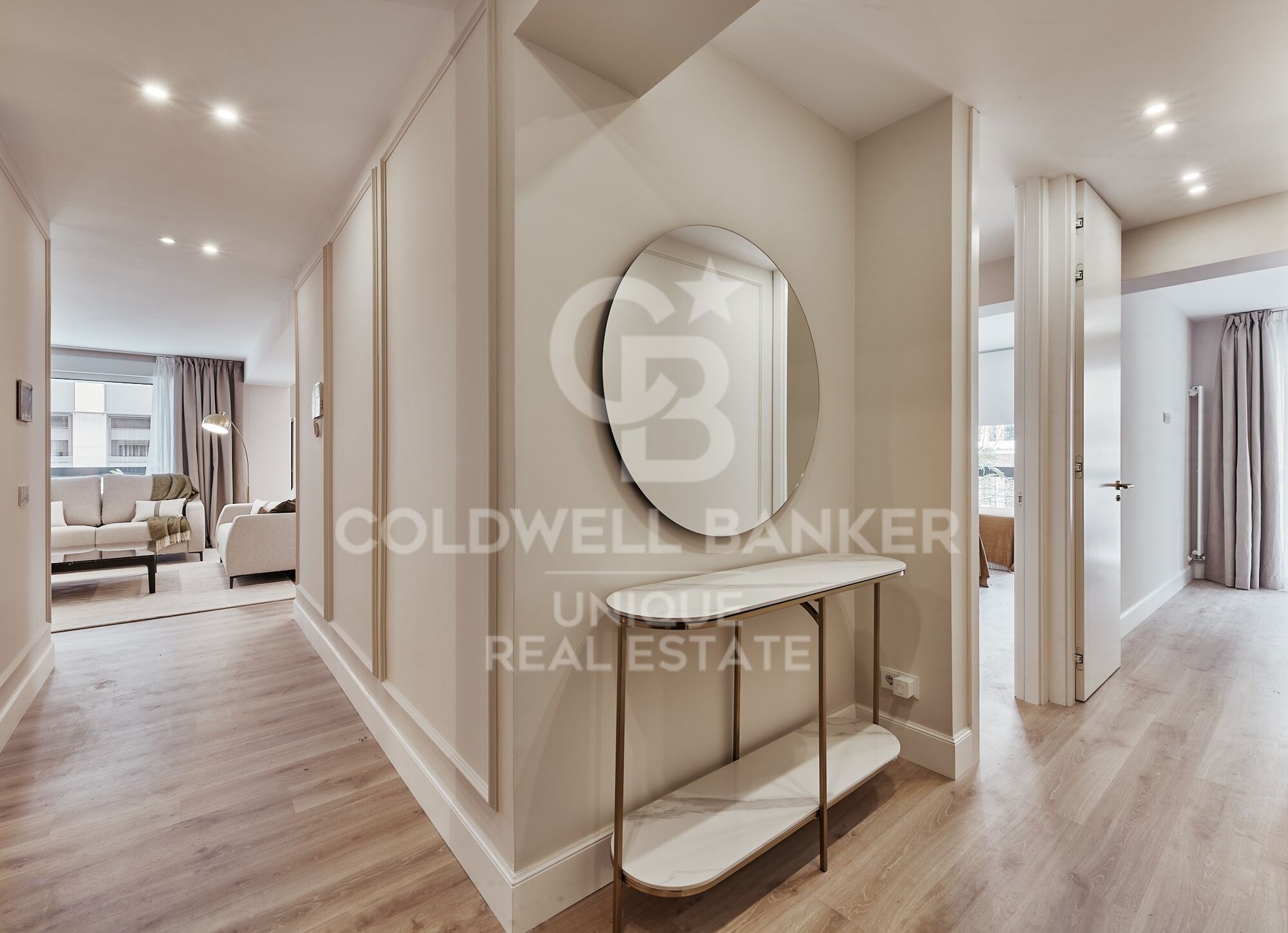 Appartement extérieur neuf de 3 chambres avec terrasse à Goya, Madrid