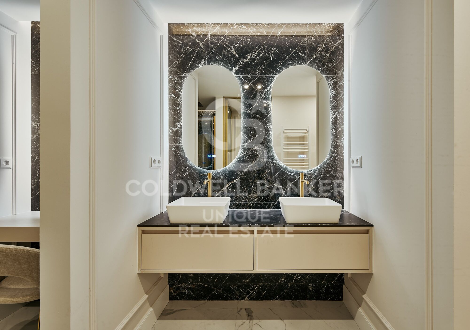 Appartement extérieur neuf de 3 chambres avec terrasse à Goya, Madrid