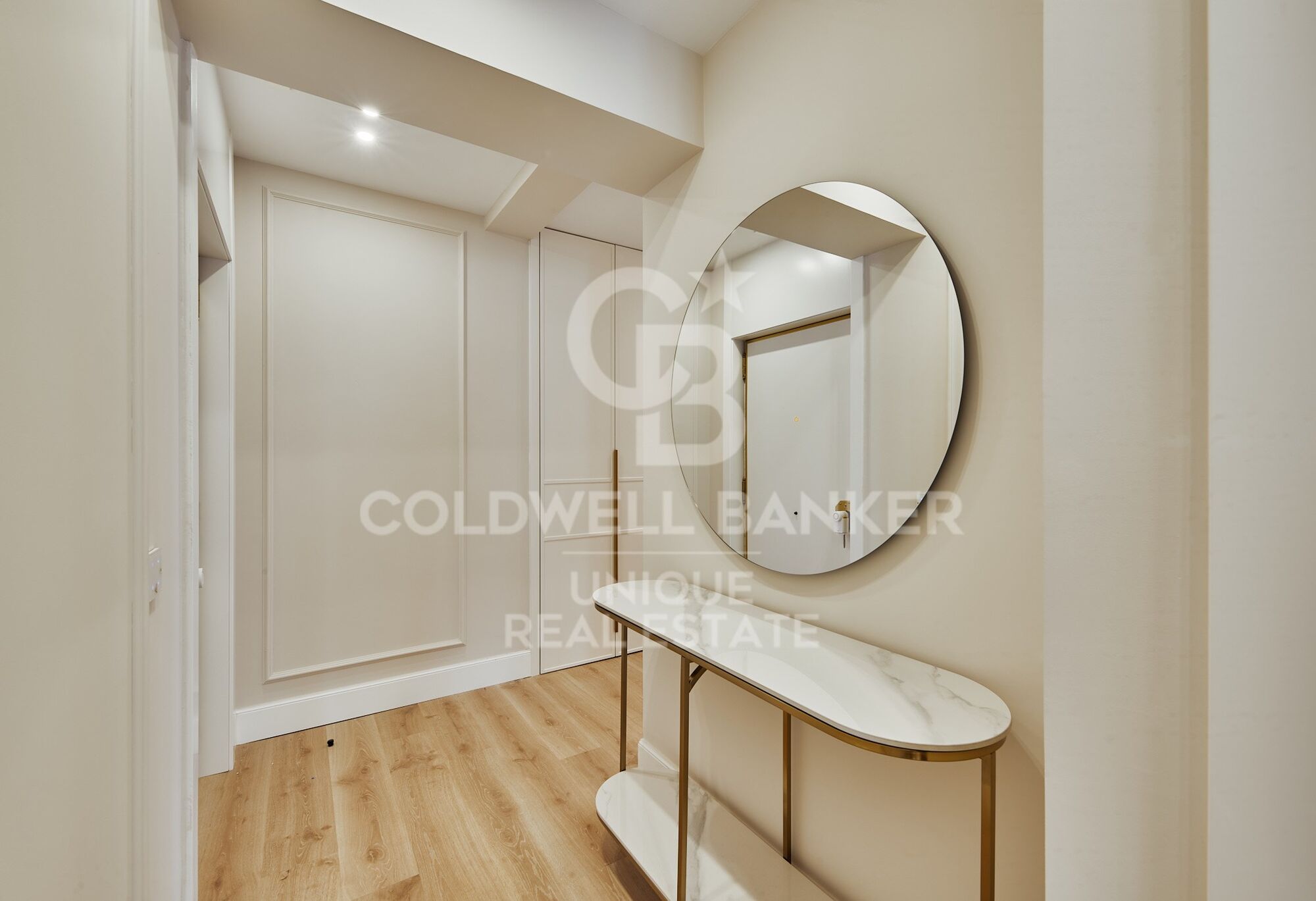 Brand new 3-bedroom exterior flat with terrace in Goya, Madrid