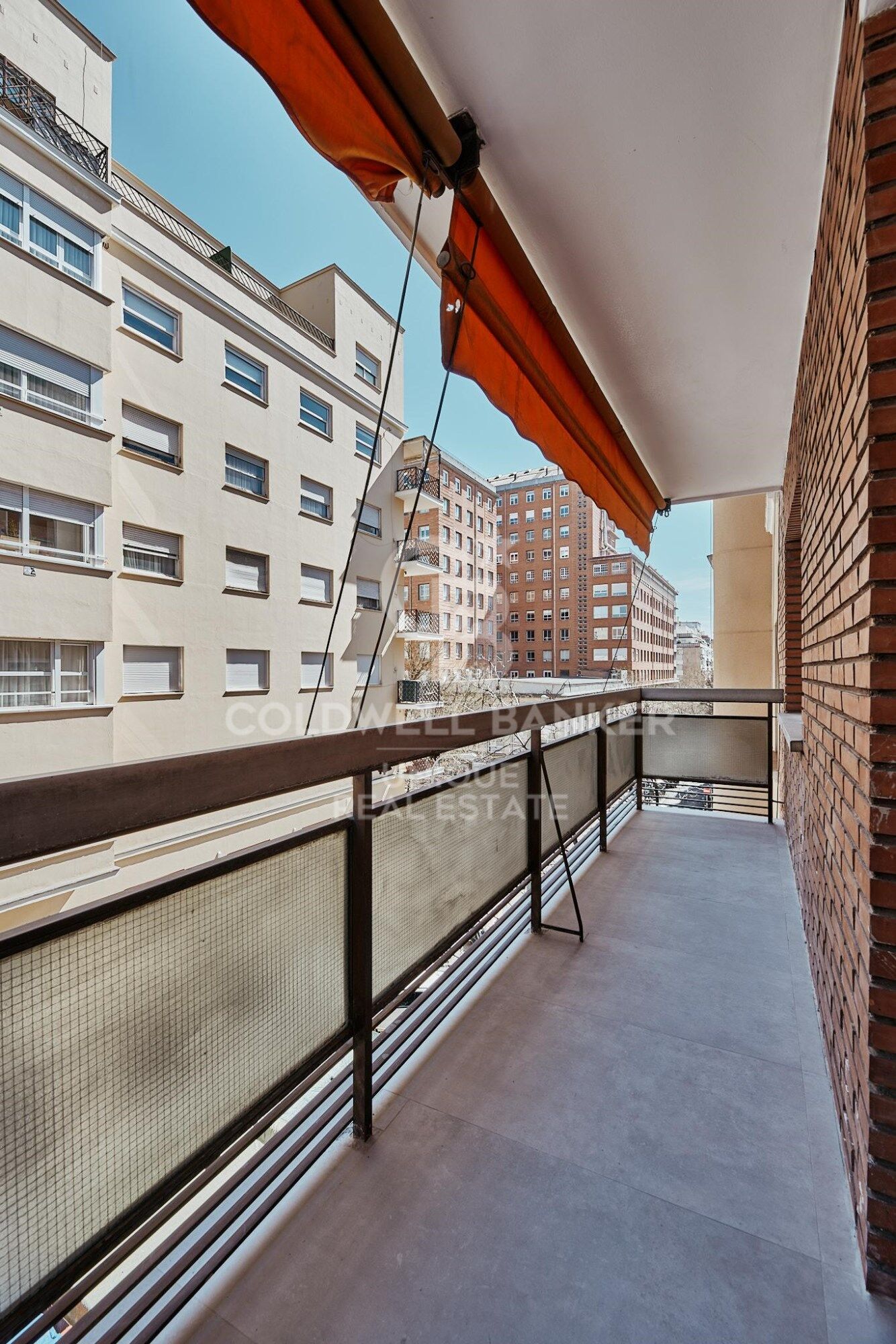 Renovated exterior 3-bedroom apartment in Lista, Madrid