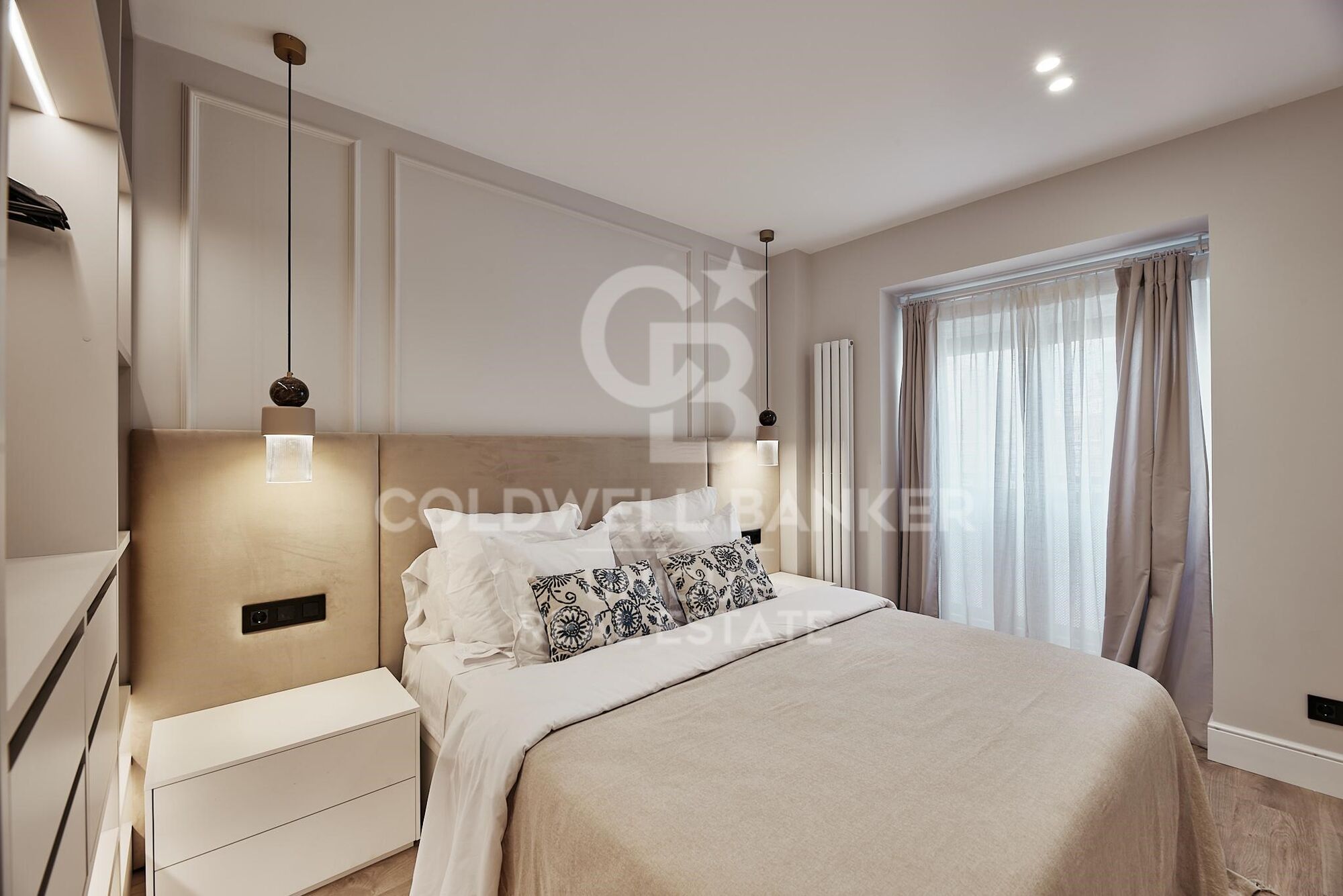 Renovated Apartment with Garage in Lista