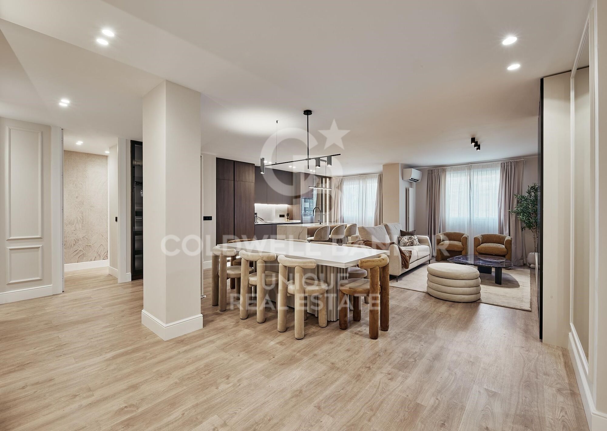 Renovierte Wohnung mit Garage in Lista