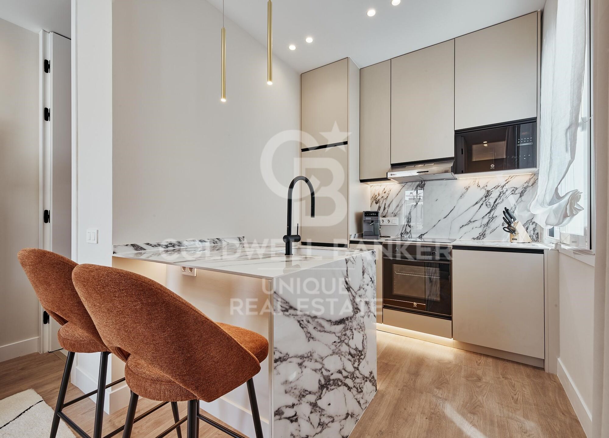 Penthouse mit privater Terrasse in Goya