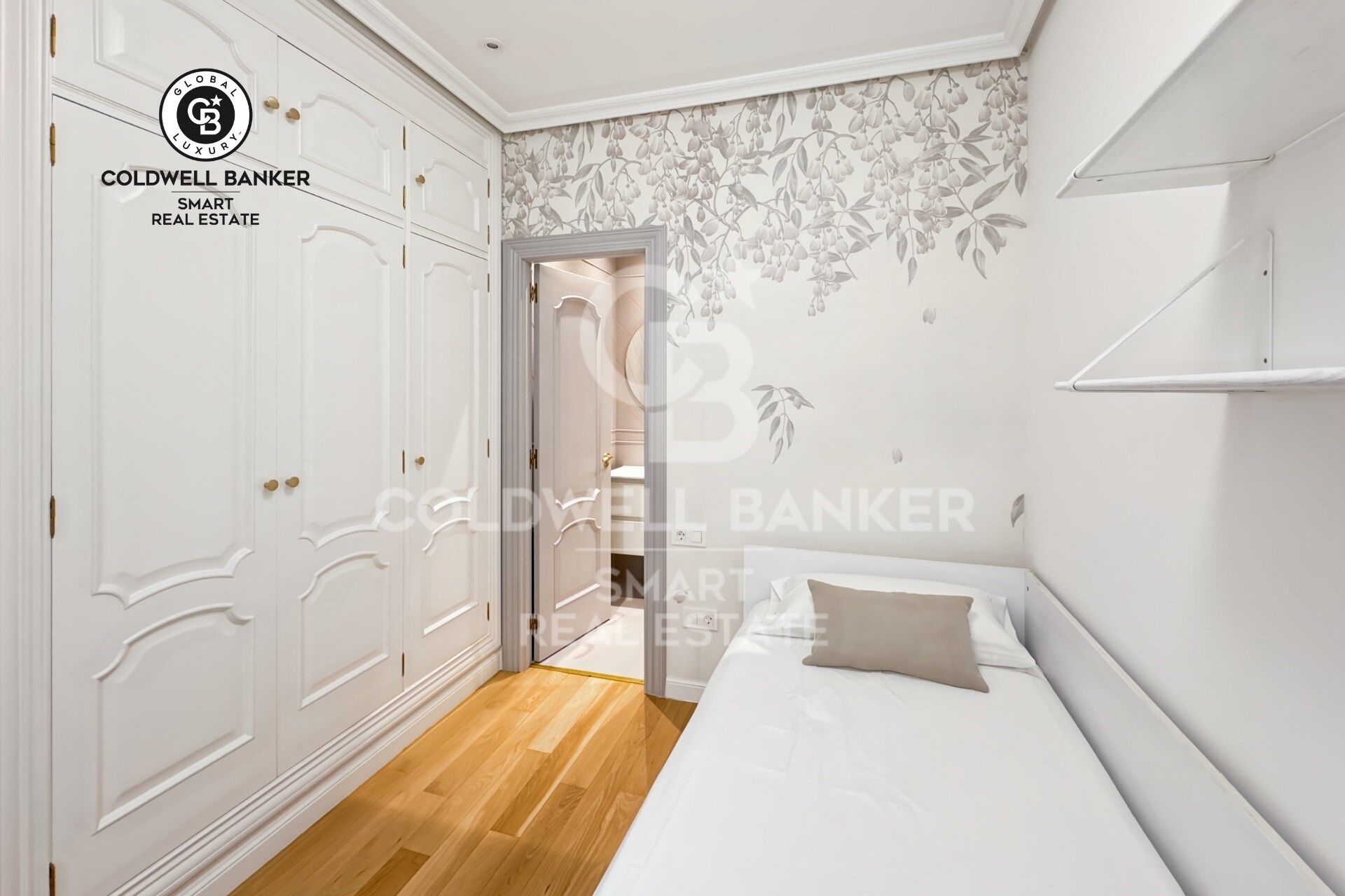 Flat 3 Bedrooms Rent A Coruña
