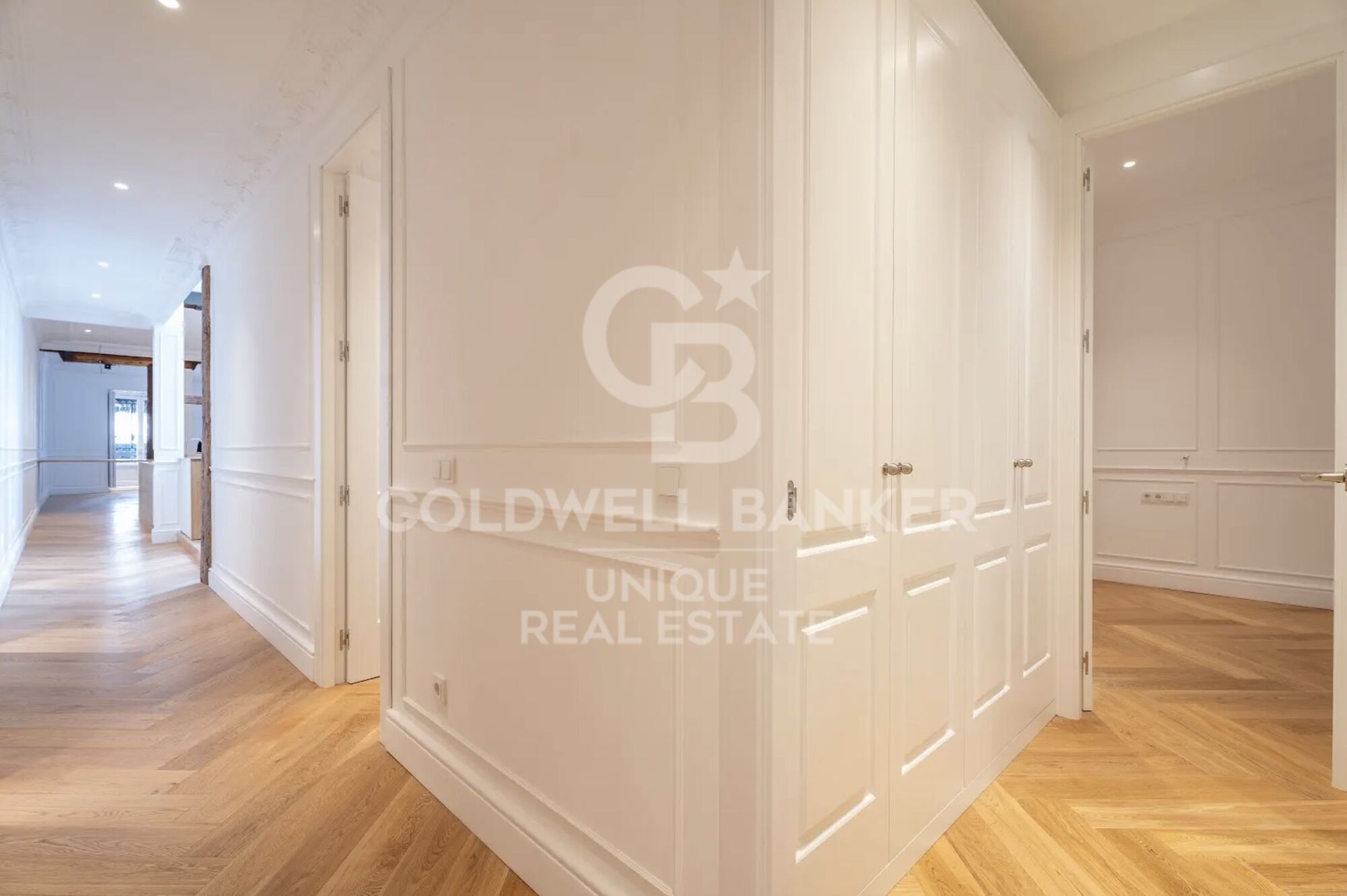 Brandneue Wohnung mit drei Schlafzimmern in Justicia, Madrid