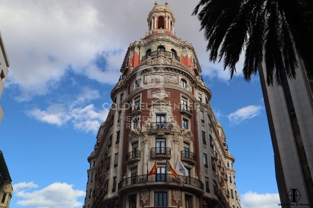 Spacieux appartement design en rez-de-chaussée avec grande terrasse privée à El Pilar (Ciutat Vella)