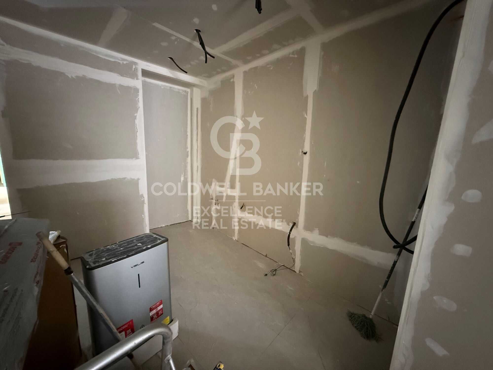 Großzügige Designer-Erdgeschosswohnung mit großer privater Terrasse in El Pilar (Ciutat Vella)