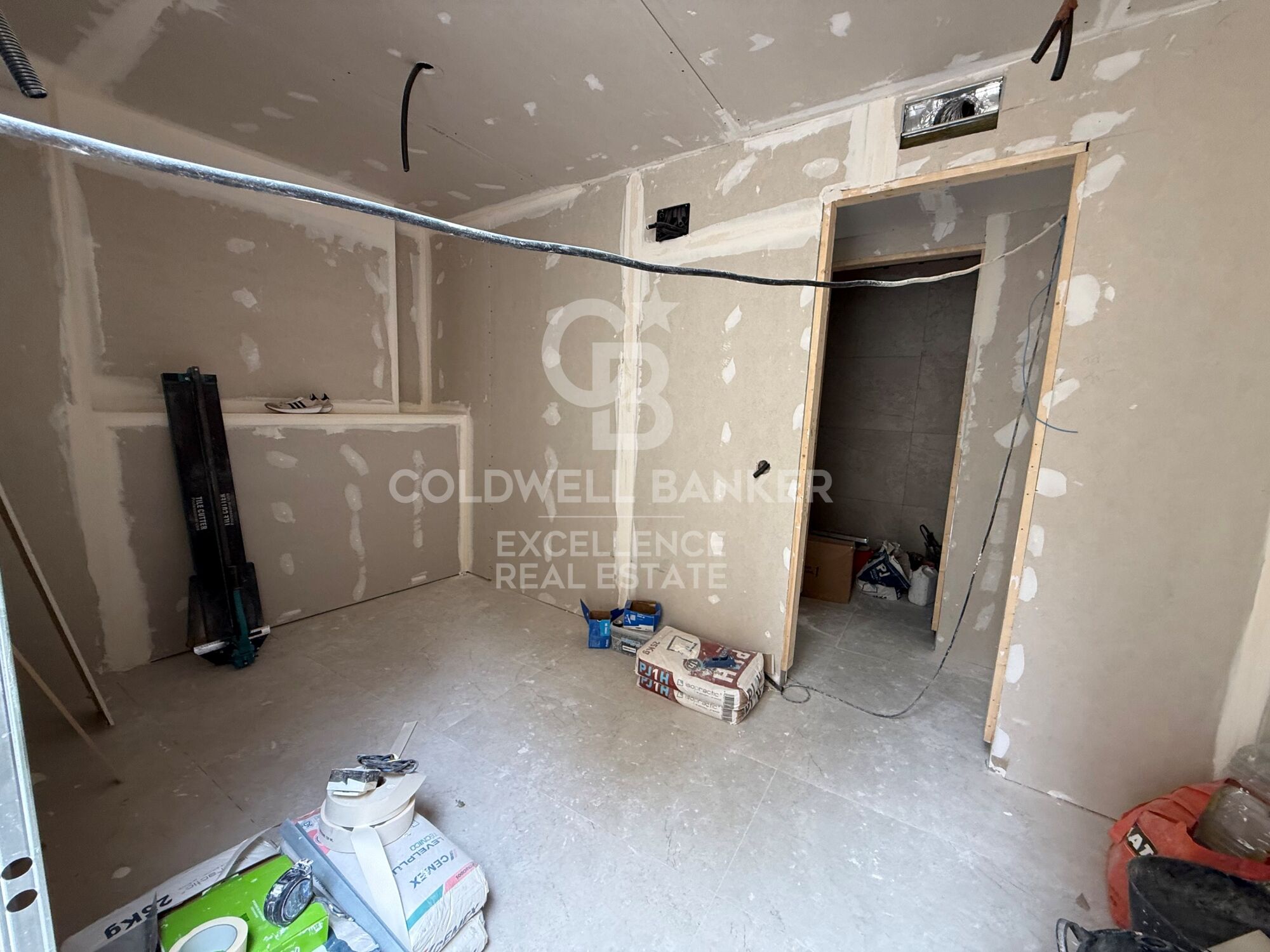 Großzügige Designer-Erdgeschosswohnung mit großer privater Terrasse in El Pilar (Ciutat Vella)