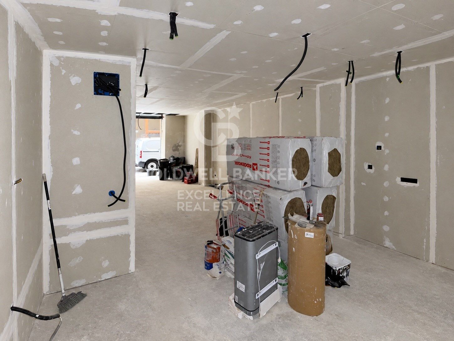 Design refurbishment with private terrace in El Pilar (Ciutat Vella)