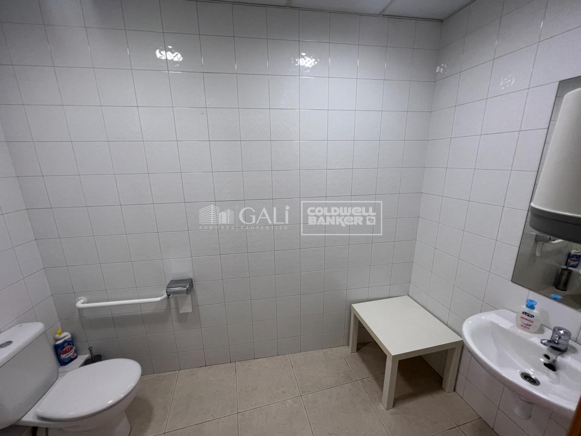 Local comercial Alquiler Andorra la Vella