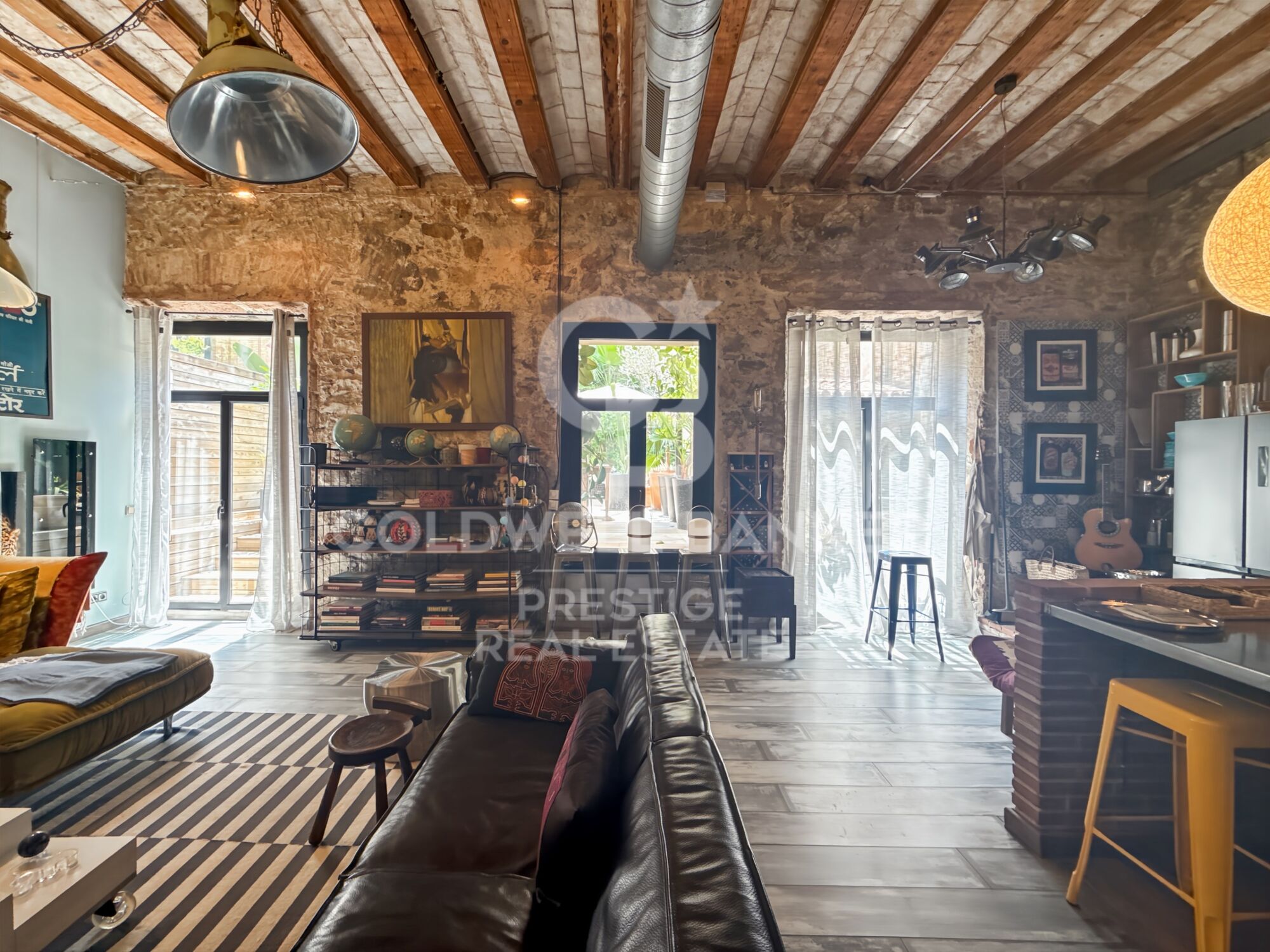 Loft mit Garten und Pool in einem historischen Stadtpalast aus dem 18. Jahrhundert