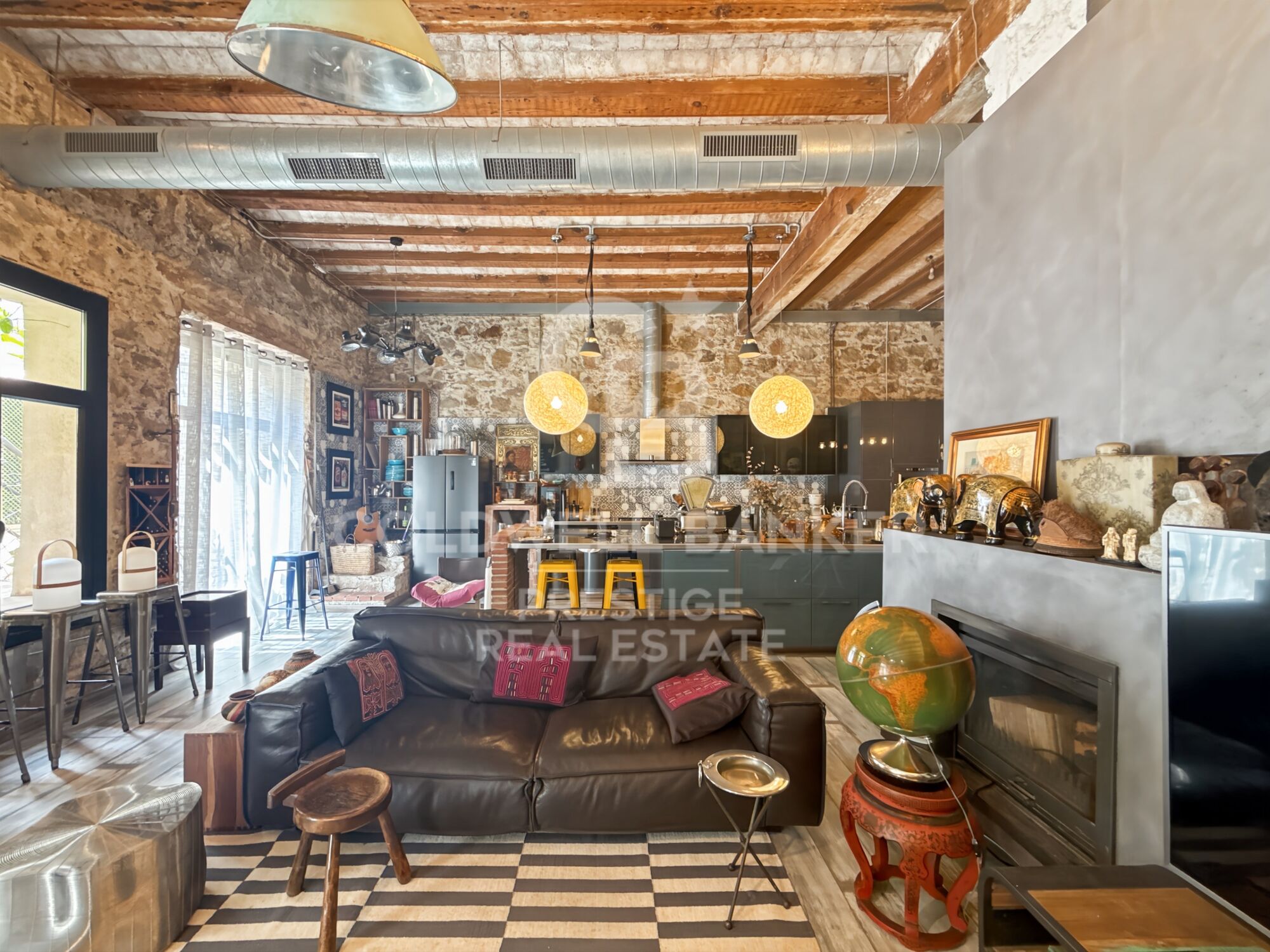 Loft mit Garten und Pool in einem historischen Stadtpalast aus dem 18. Jahrhundert