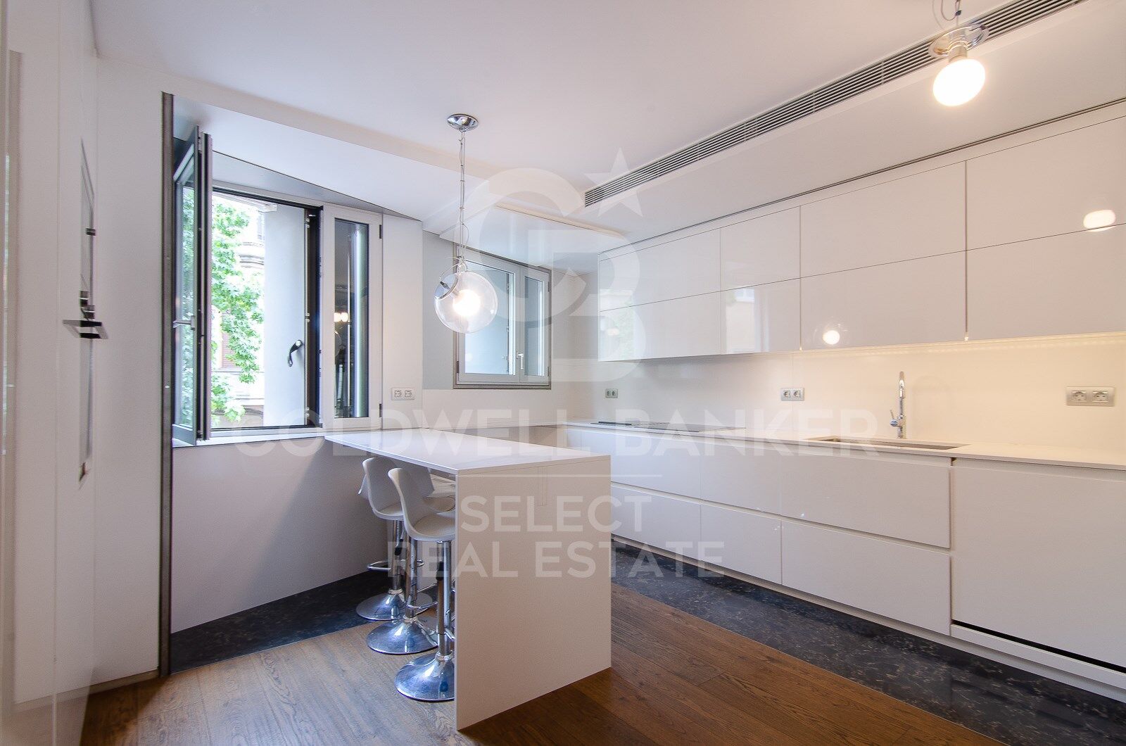House 3 Bedrooms +2 Sale Terrassa