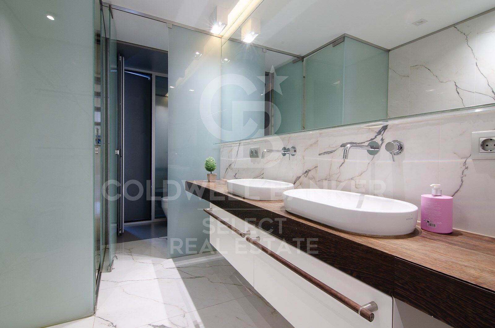 House 3 Bedrooms +2 Sale Terrassa