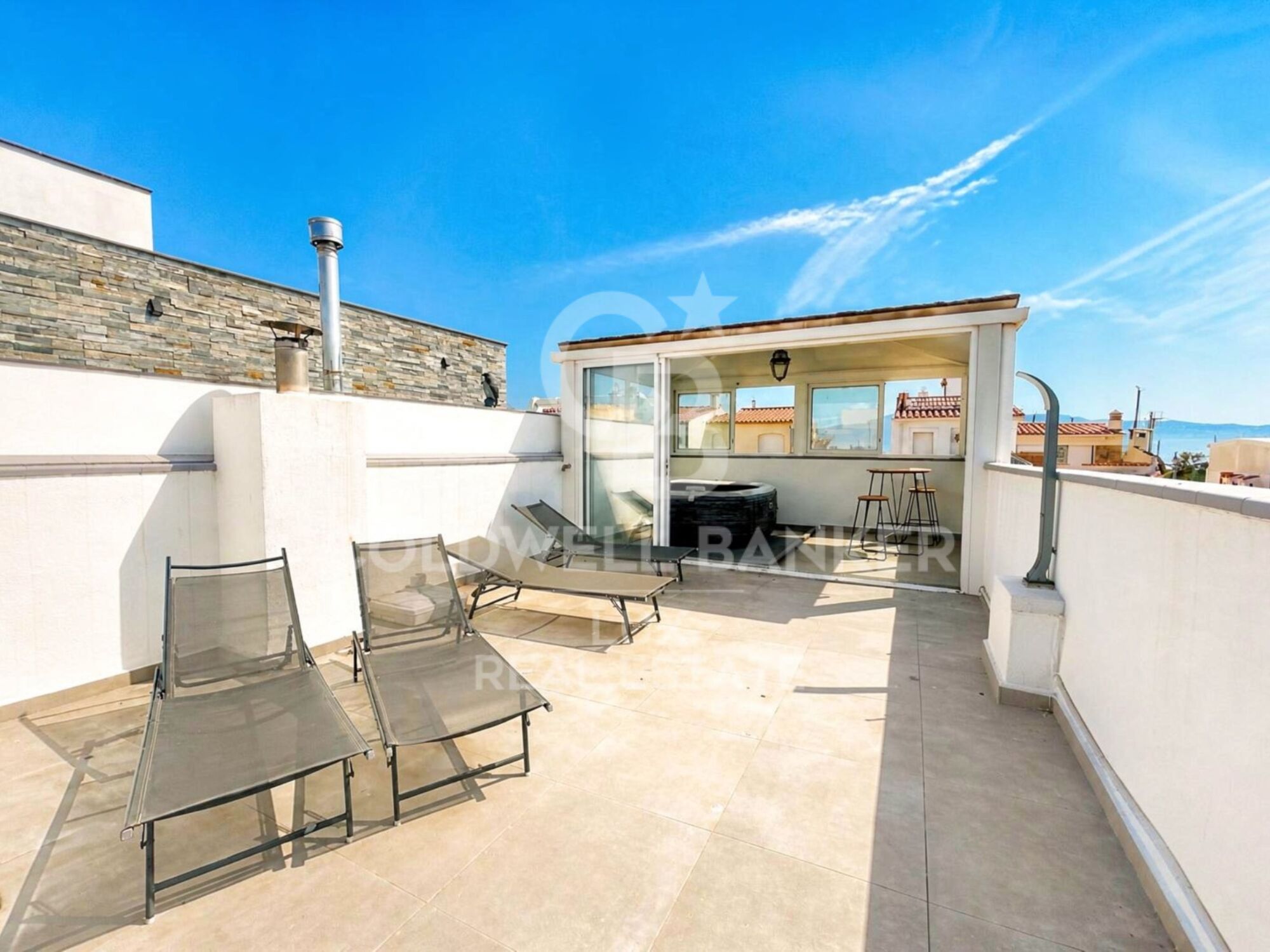 Haus mit einem 12 x 4 m großen Liegeplatz, 500 m vom Meer entfernt, Empuriabrava