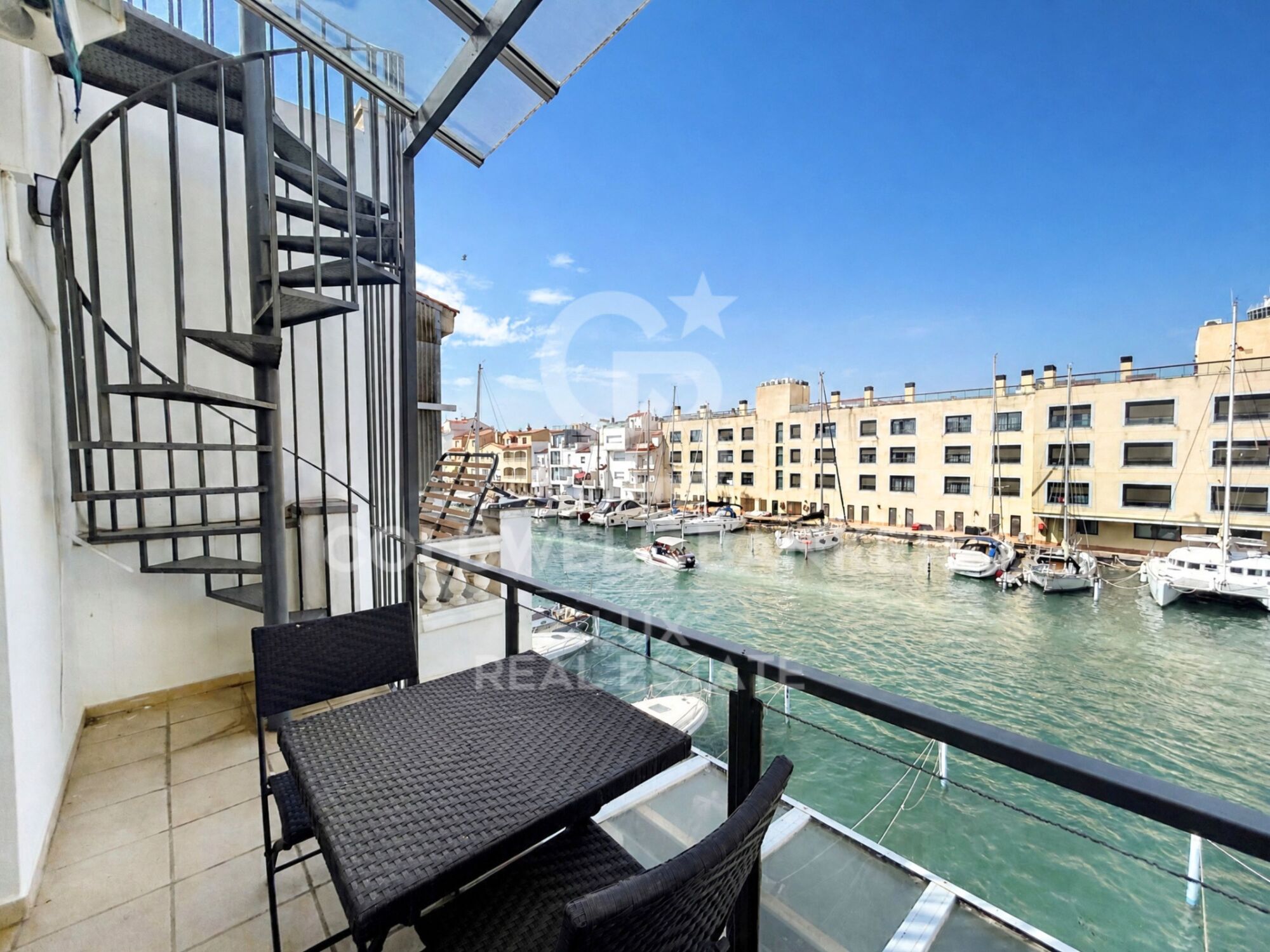 Casa con amarre de 12 x 4 m a 500 m del mar, Empuriabrava