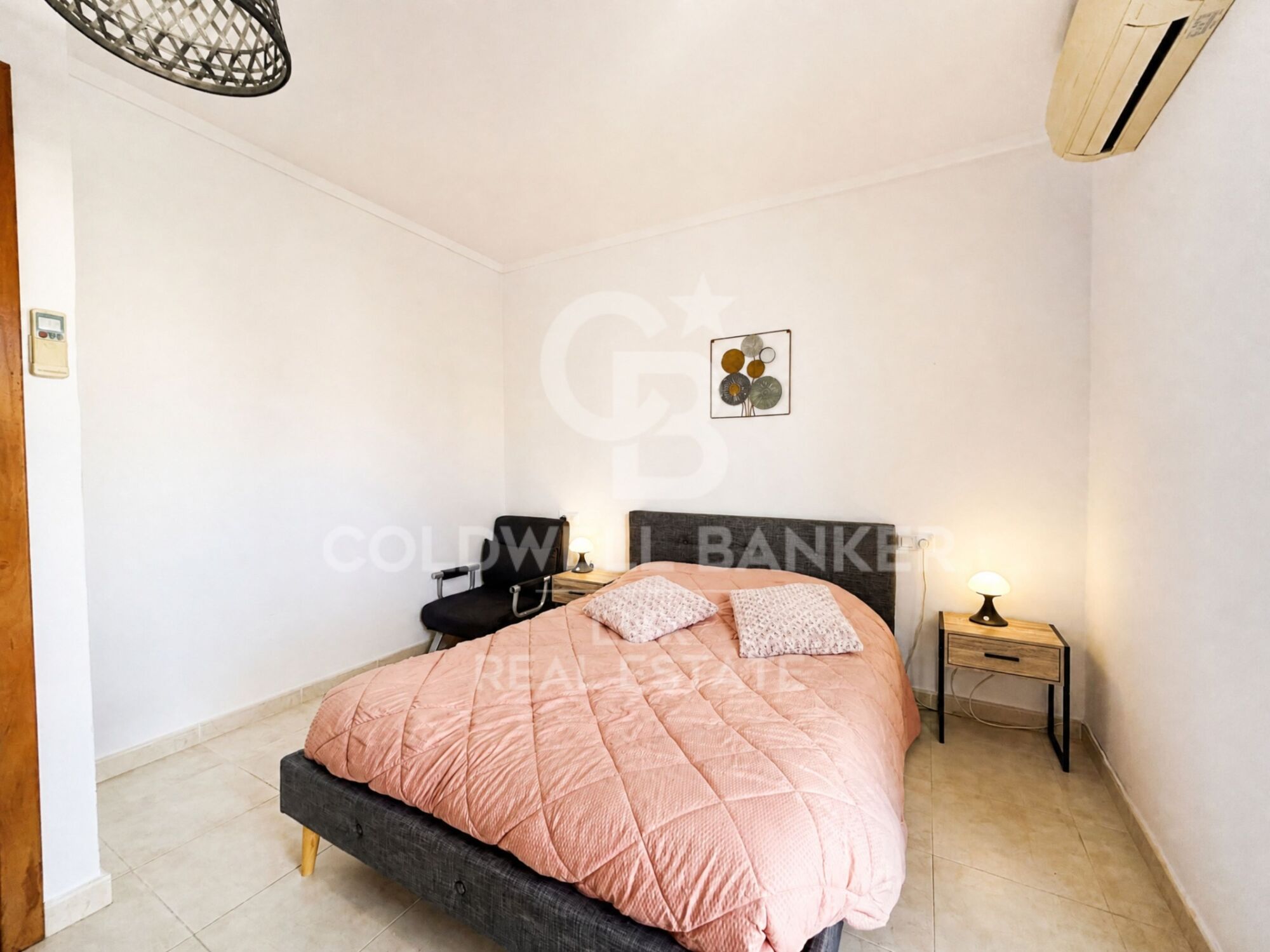 Casa con amarre de 12 x 4,6m a 500 m del mar, Empuriabrava