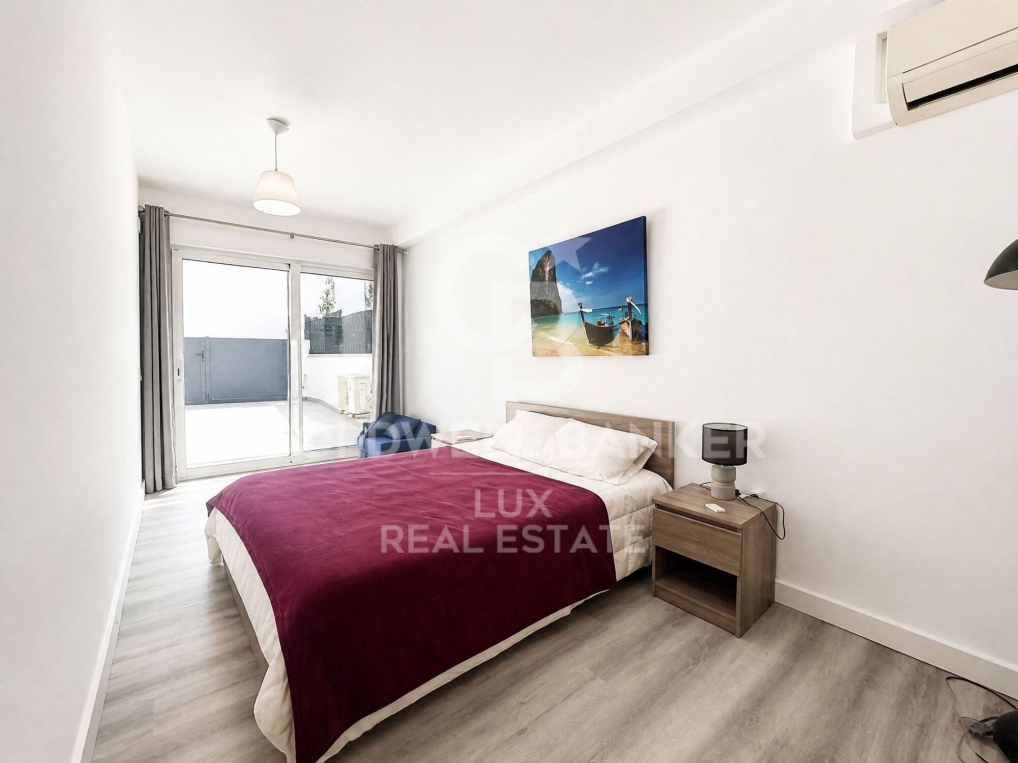 House with a 12x4.6m mooring, 500m from the sea, Empuriabrava