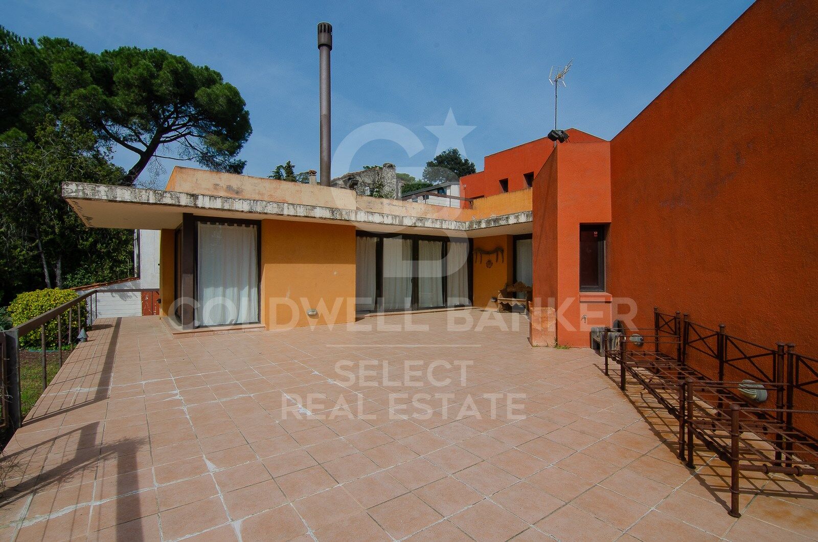 Casa contemporánea, luminosa y funcional a 2 minutos de la Estación de Bellaterra