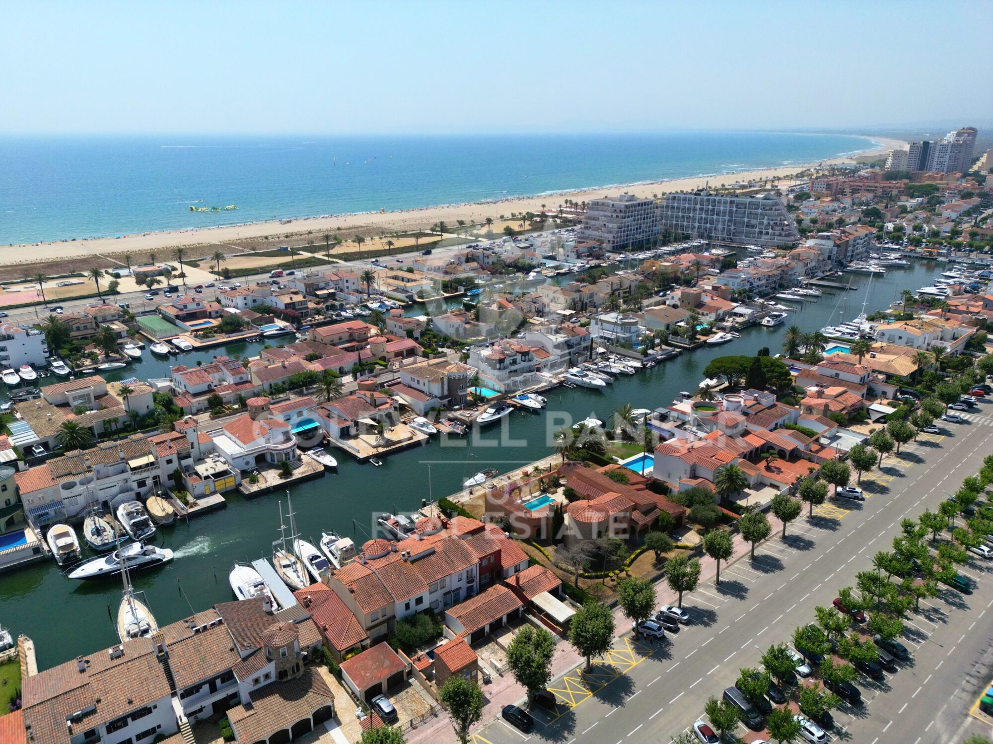House with canal view and garage, Empuriabrava - Salins
