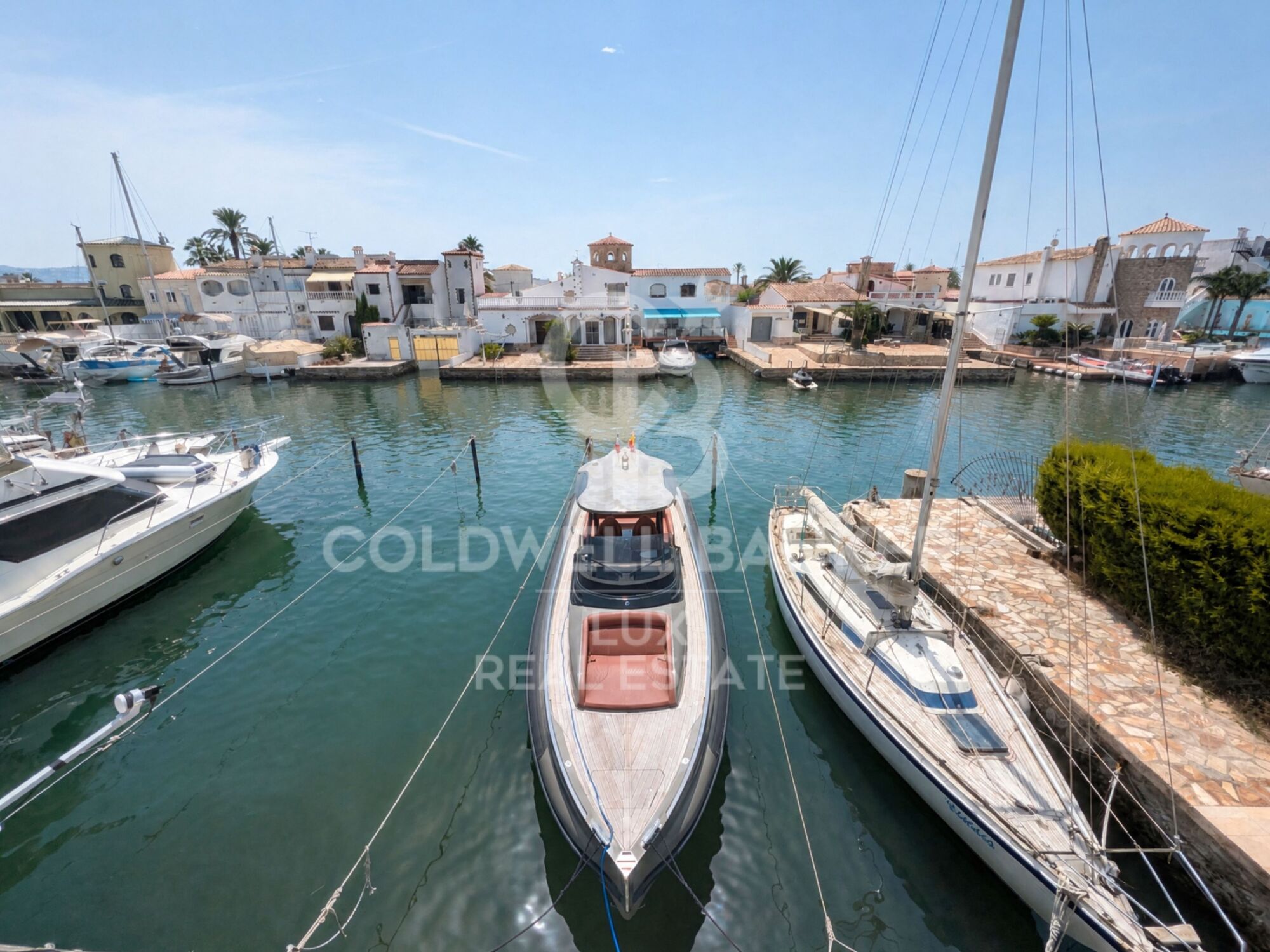 House with private mooring, Empuriabrava - Salins