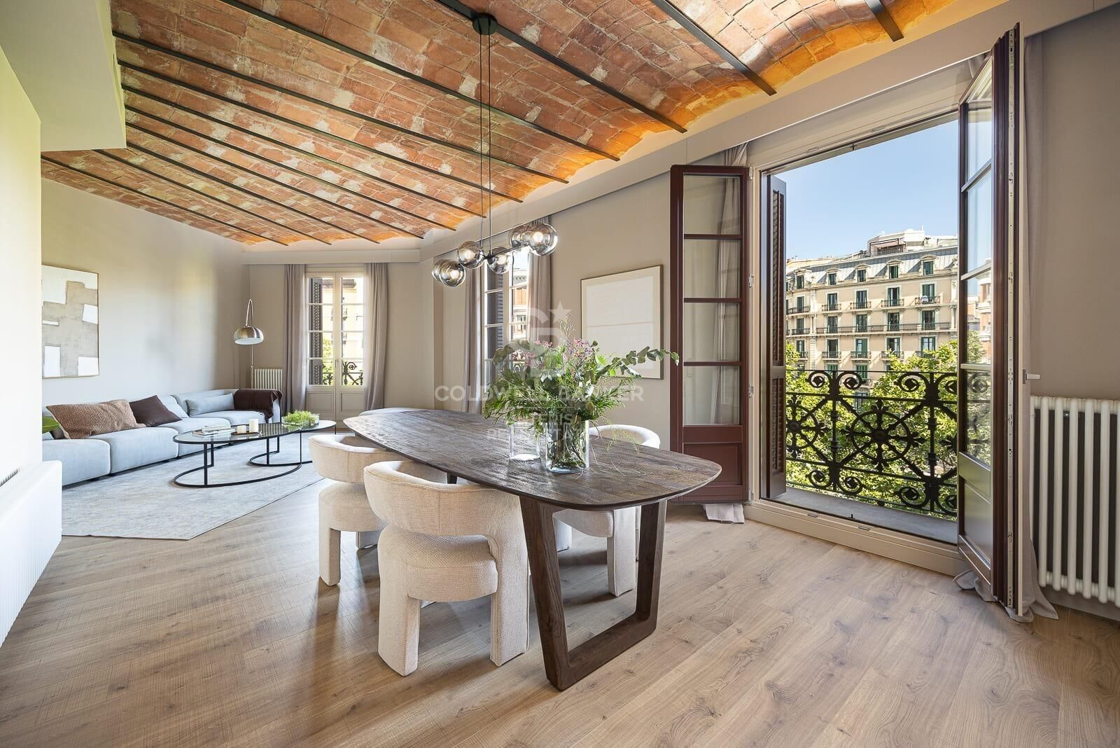 Exclusive Luxury Residence in a Historic Building in the Heart of Barcelona's Quadrat d'Or