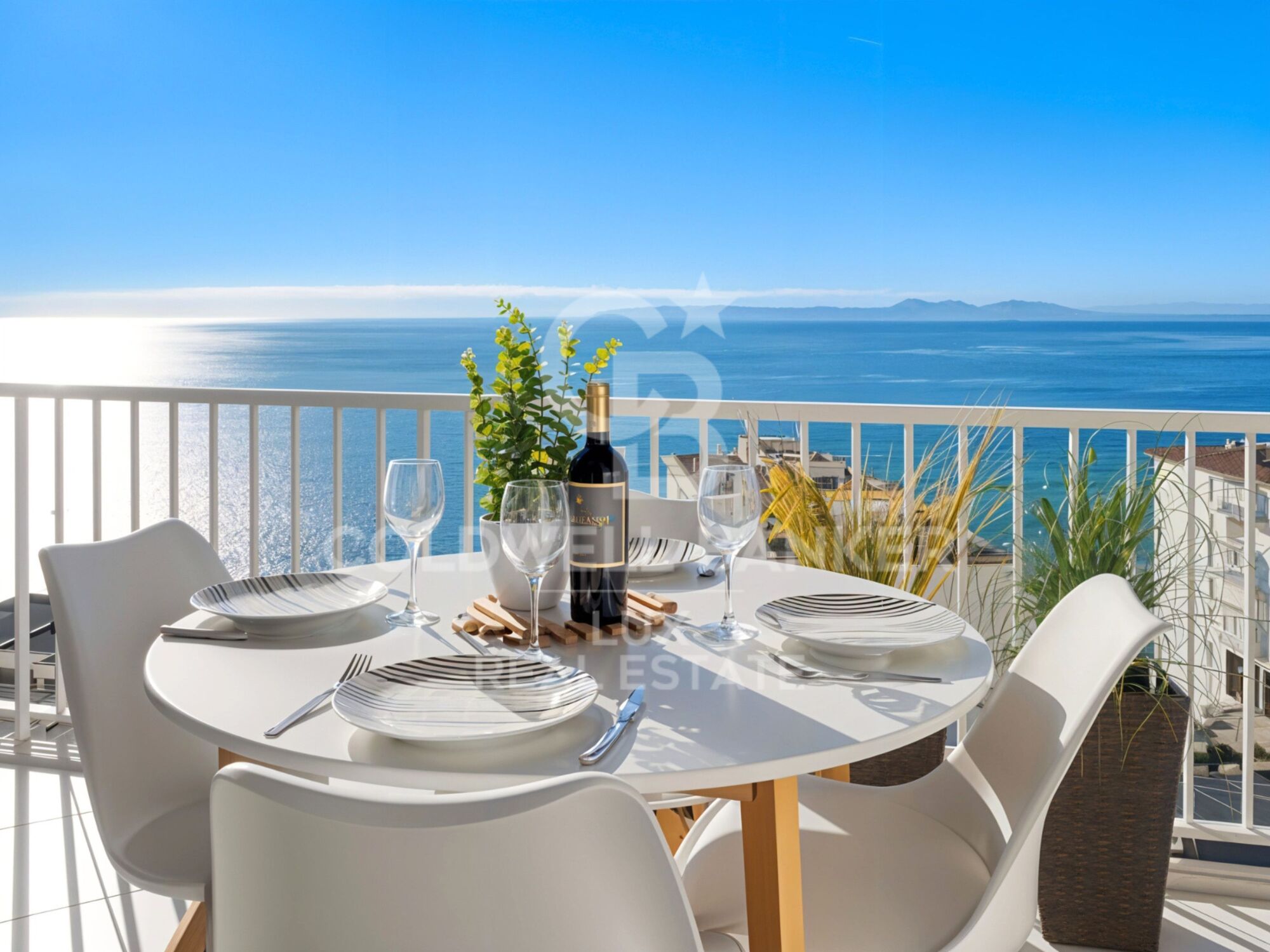 Vue mer à Roses, appartement rénové avec licence touristique