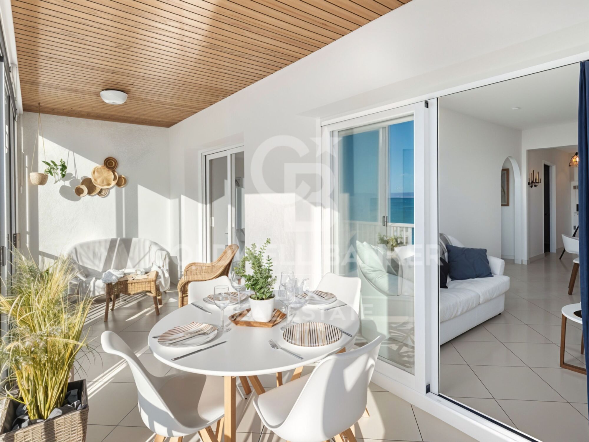 Vue mer à Roses, appartement rénové avec licence touristique