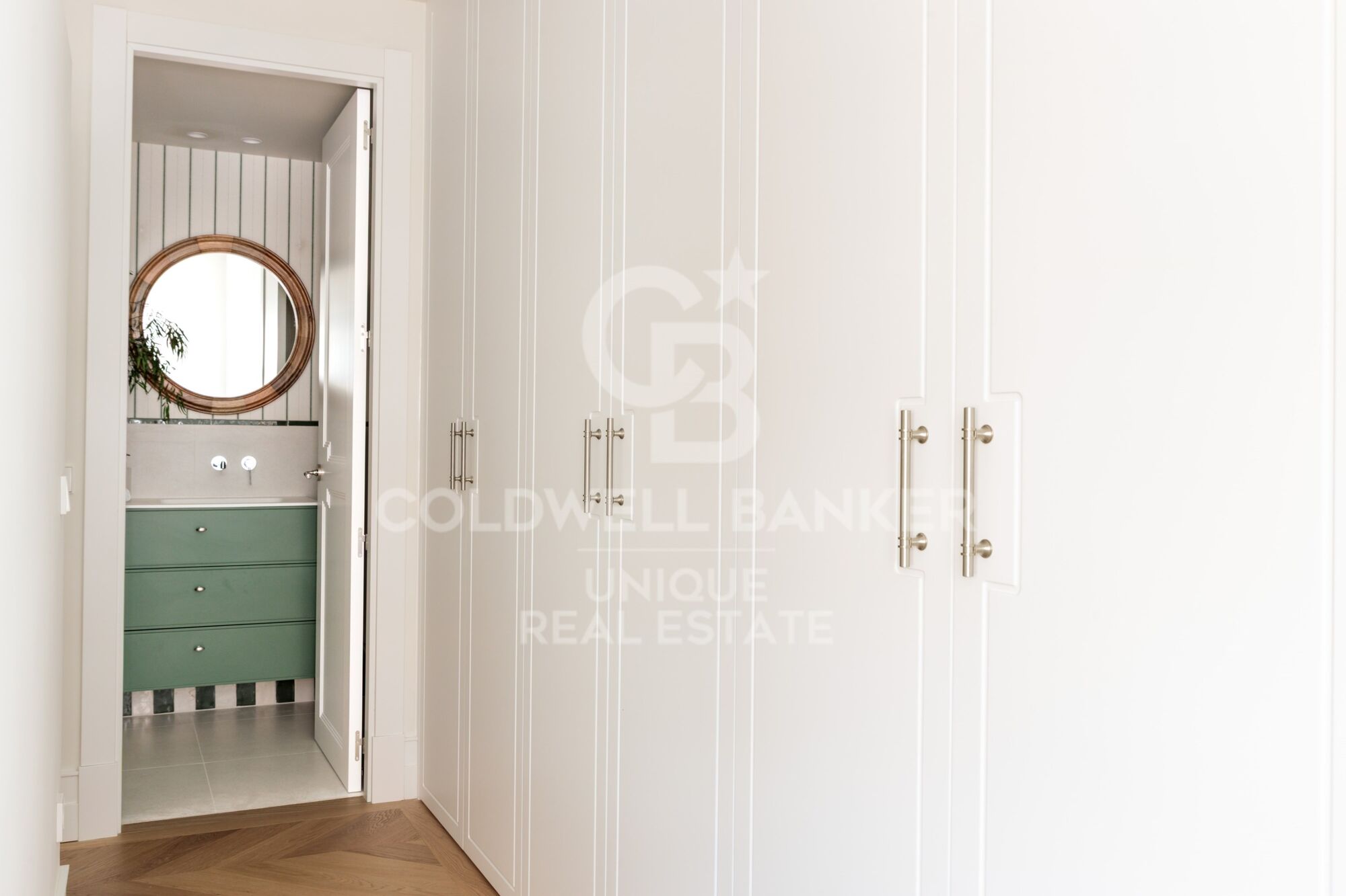 Flat 4 Bedrooms Sale Madrid