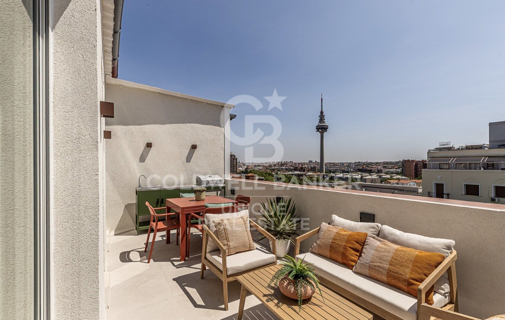 Appartement de 3 chambres avec terrasse à Ibiza