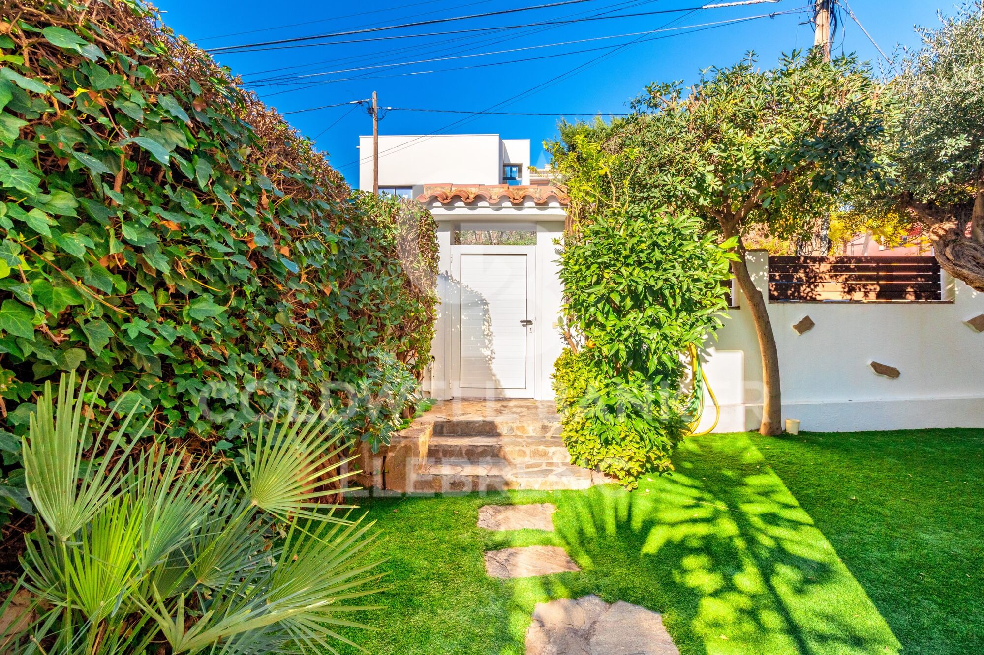 Preciosa casa en venta en Sant Just Desvern