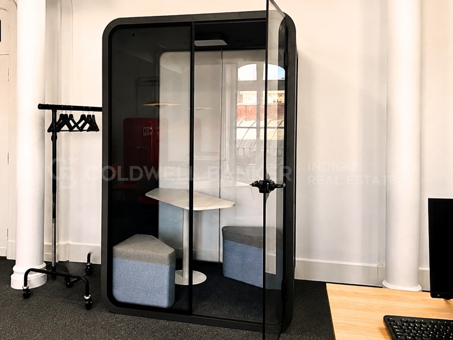 OFICINA PREMIUM PLUG & PLAY EN PORTA DO SOL - LISTA PARA ENTRAR