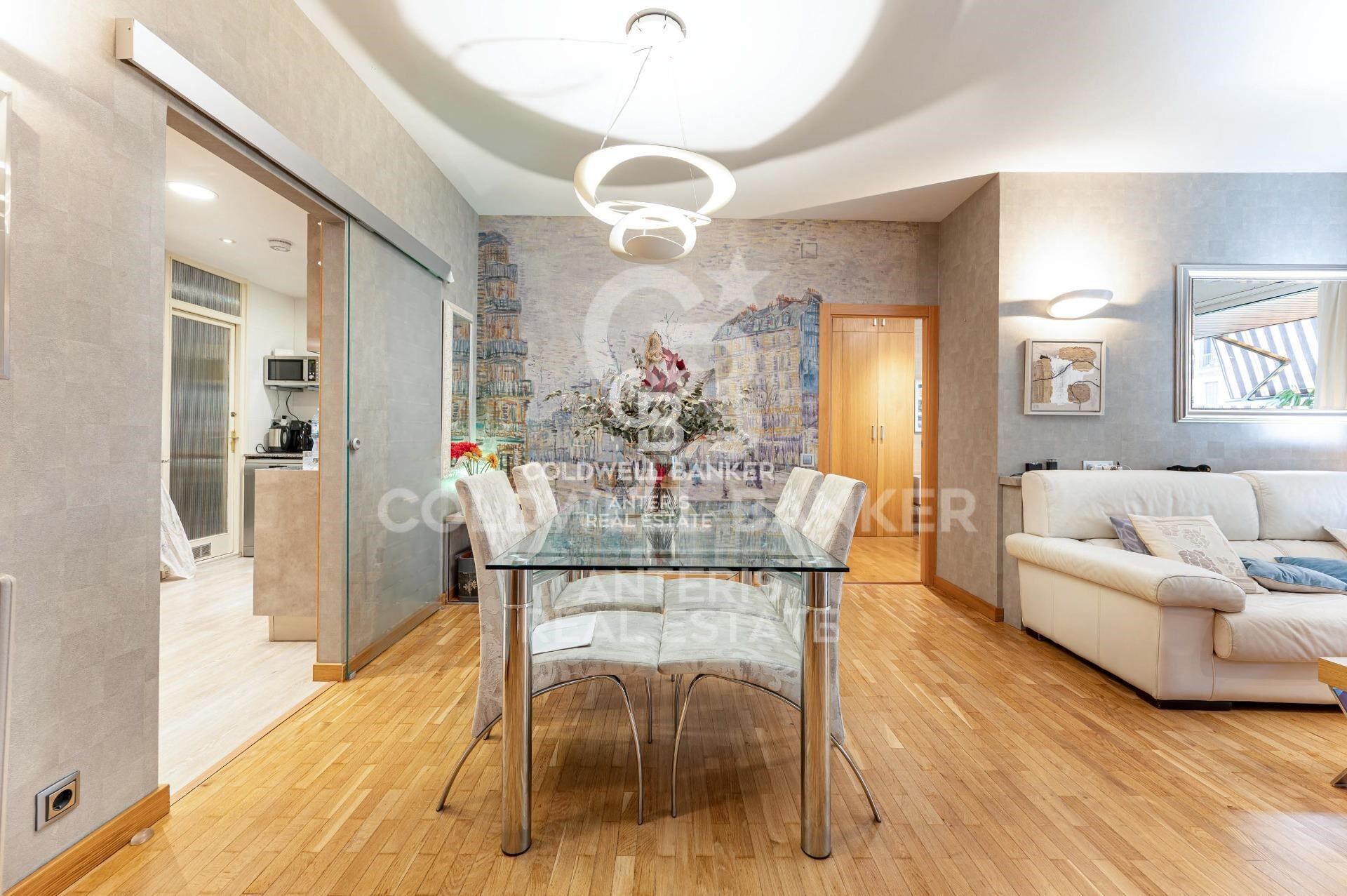 Exclusive Home with Terrace in the Heart of L'Esquerra de l'Eixample