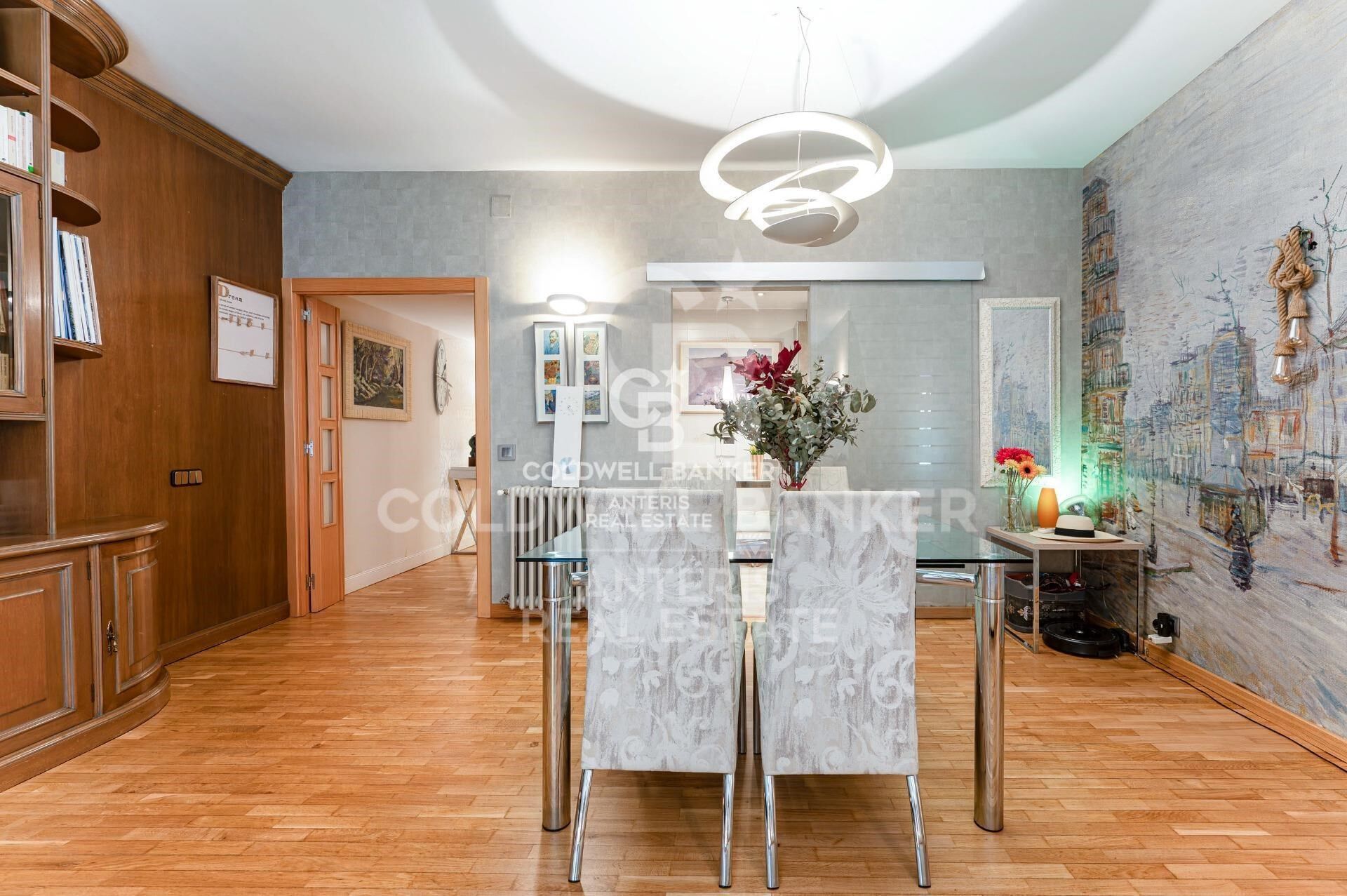 Exclusive Home with Terrace in the Heart of L'Esquerra de l'Eixample