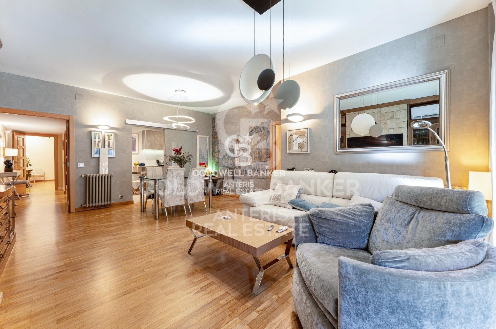 Exclusive Home with Terrace in the Heart of L'Esquerra de l'Eixample