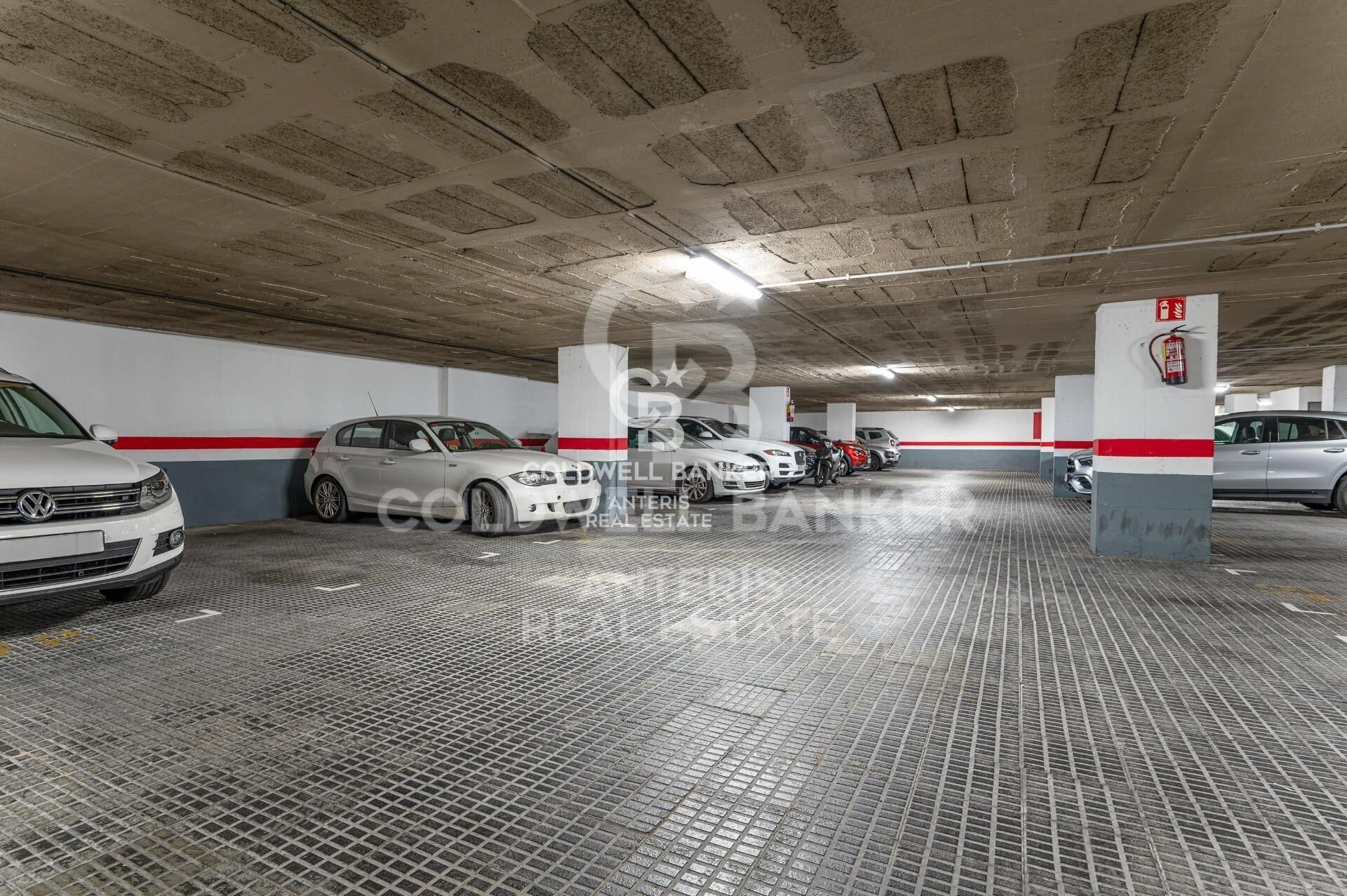 Exclusive Home with Terrace in the Heart of L'Esquerra de l'Eixample