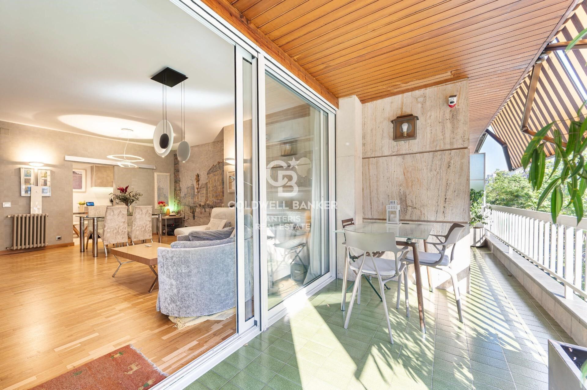 Exclusive Home with Terrace in the Heart of L'Esquerra de l'Eixample