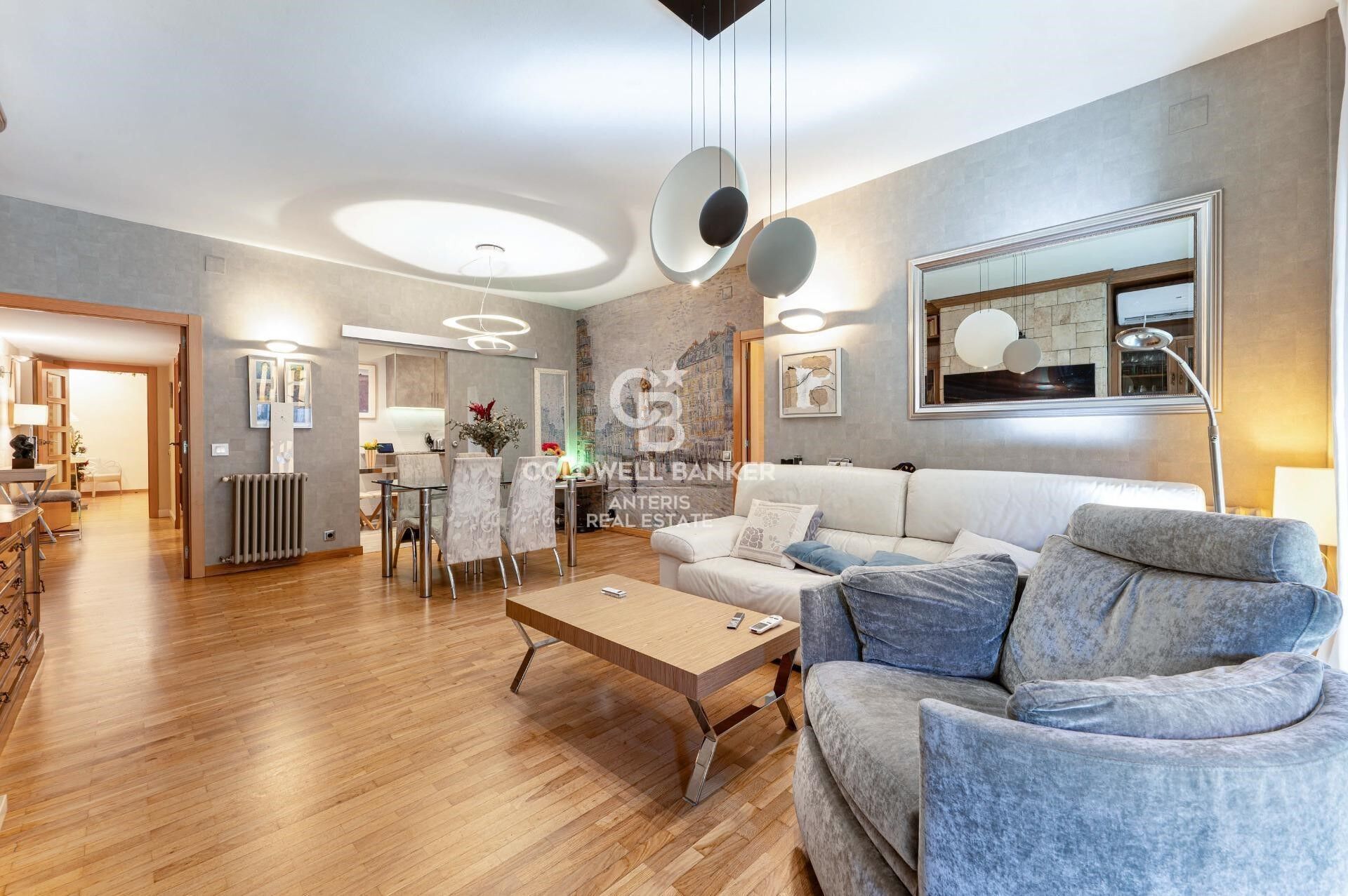 Exclusive Home with Terrace in the Heart of L'Esquerra de l'Eixample