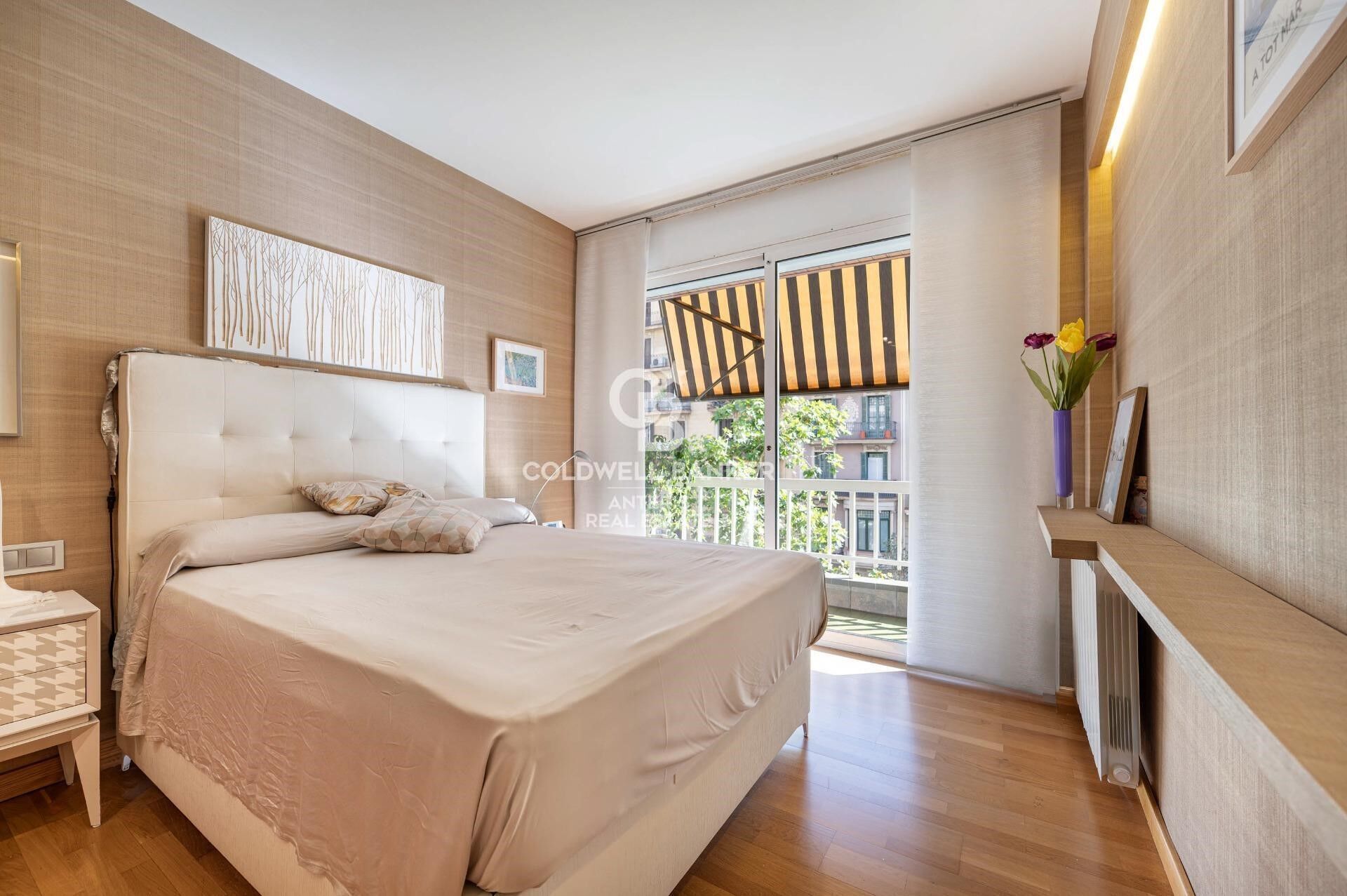 Exclusive Home with Terrace in the Heart of L'Esquerra de l'Eixample