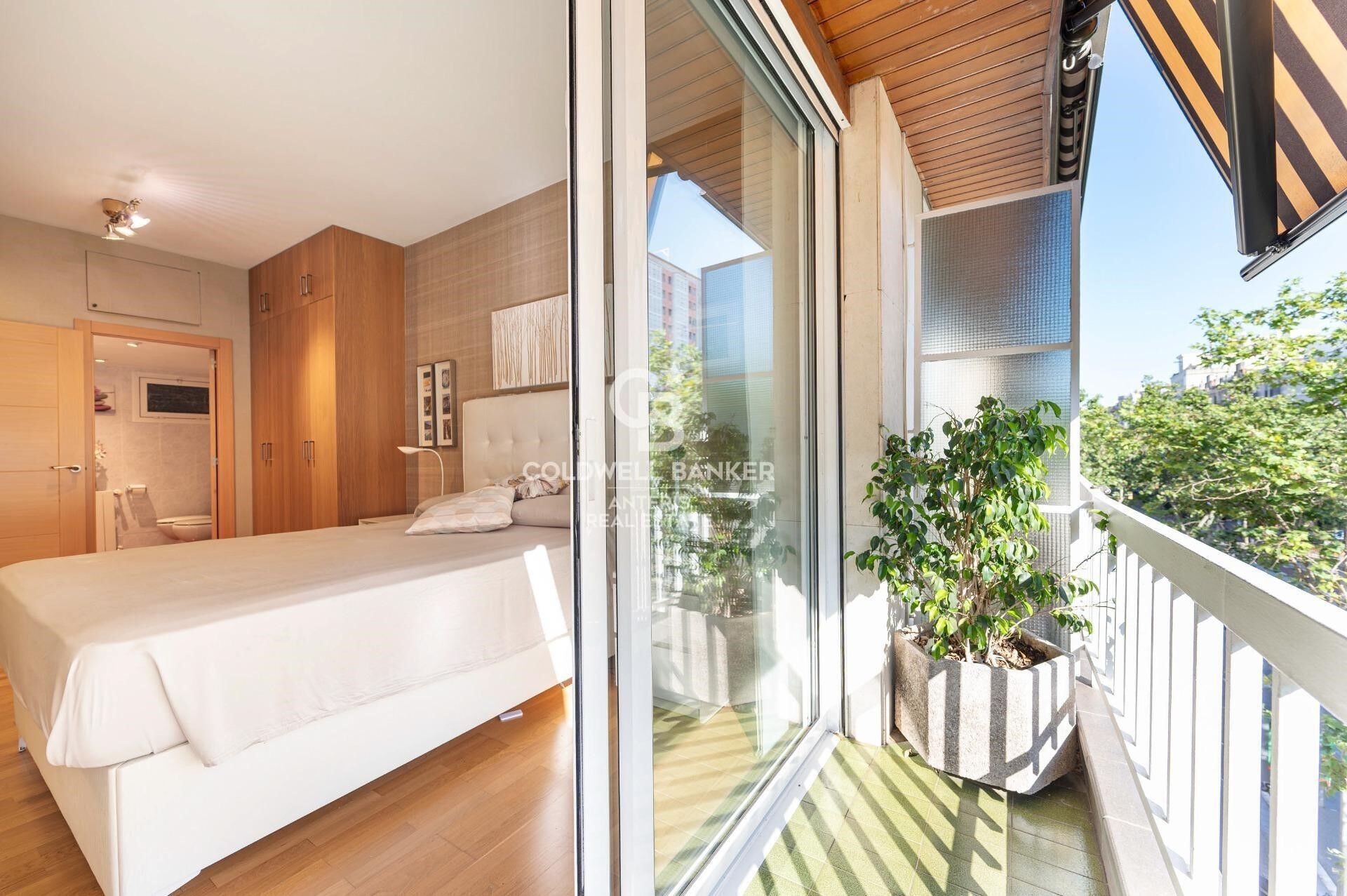 Exclusive Home with Terrace in the Heart of L'Esquerra de l'Eixample