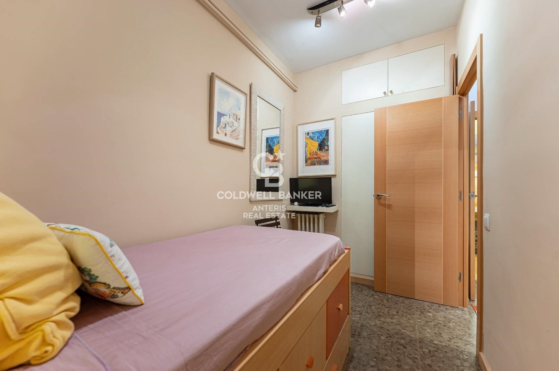 Exclusive Home with Terrace in the Heart of L'Esquerra de l'Eixample