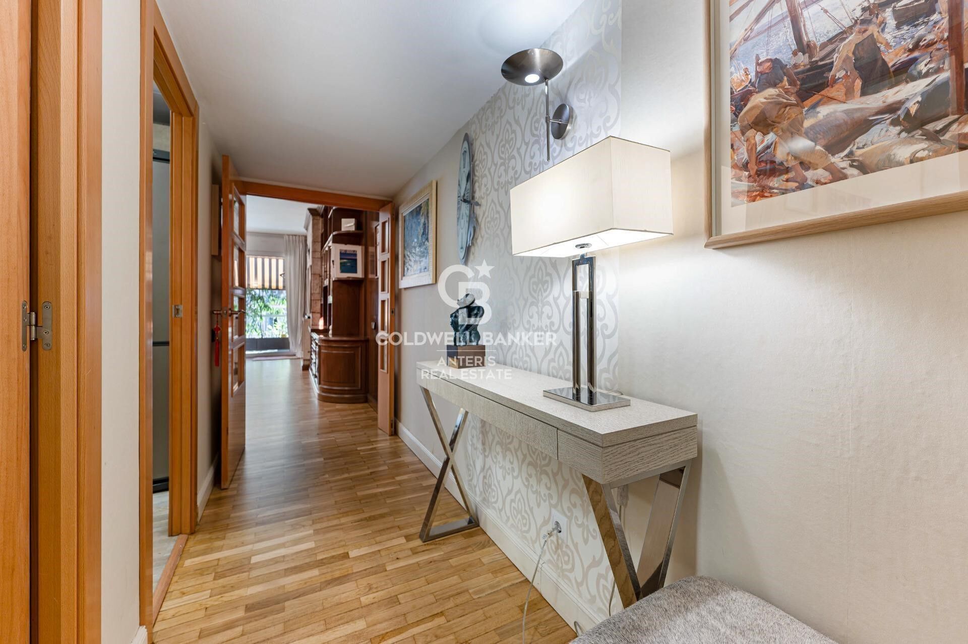 Exclusive Home with Terrace in the Heart of L'Esquerra de l'Eixample
