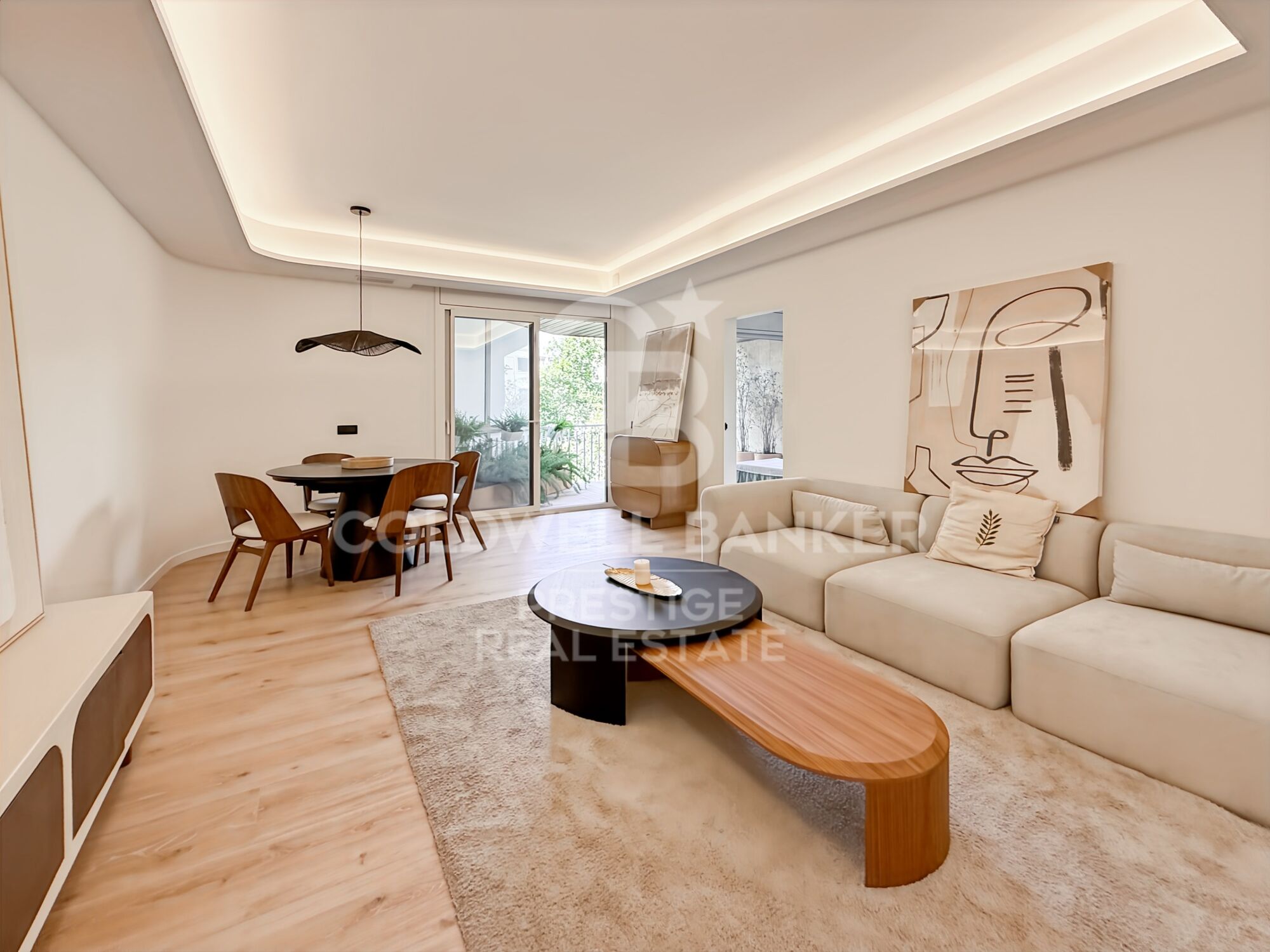 Sant Gervasi: 3 Double Bedrooms, 3 Bathrooms, Terrace & Optional Parking